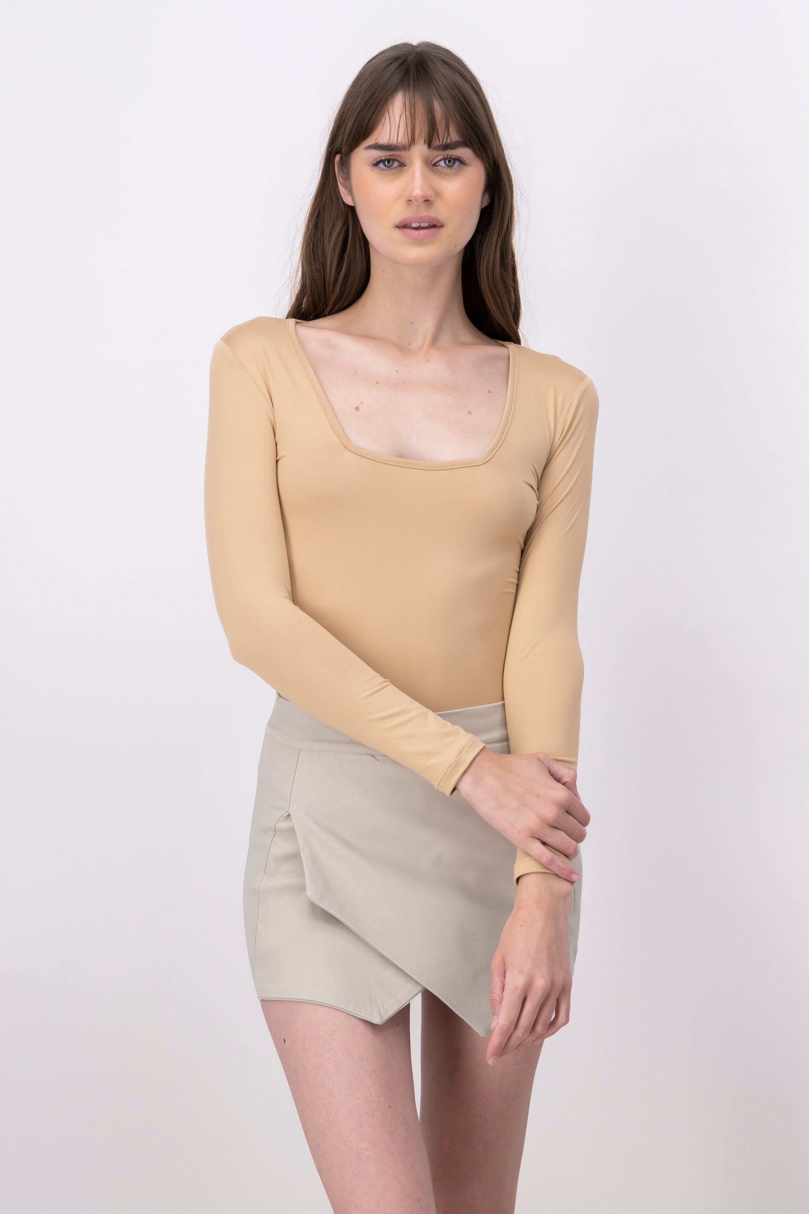 Bodysuit Liso Escote TAN