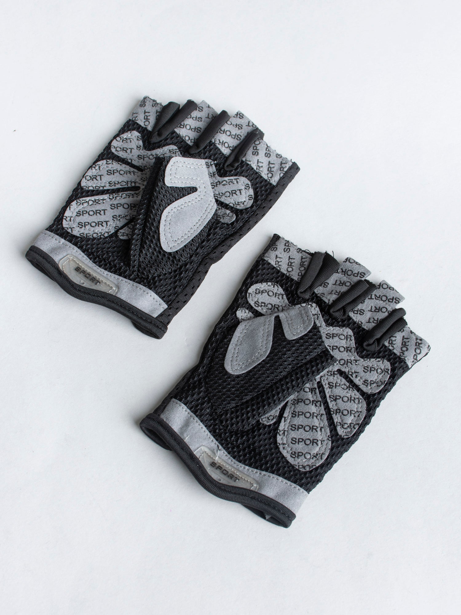 Guantes Deportivos Mesh NEGRO