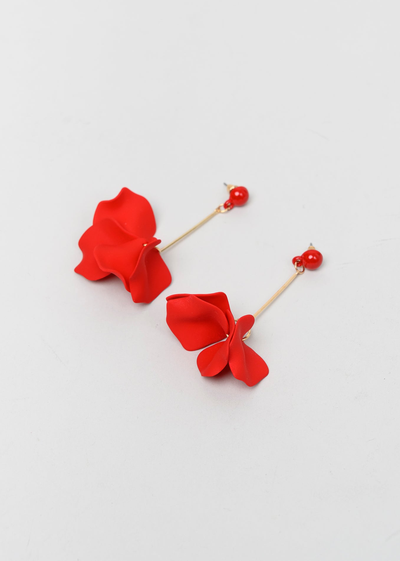 Aretes Barra Flor ROJO