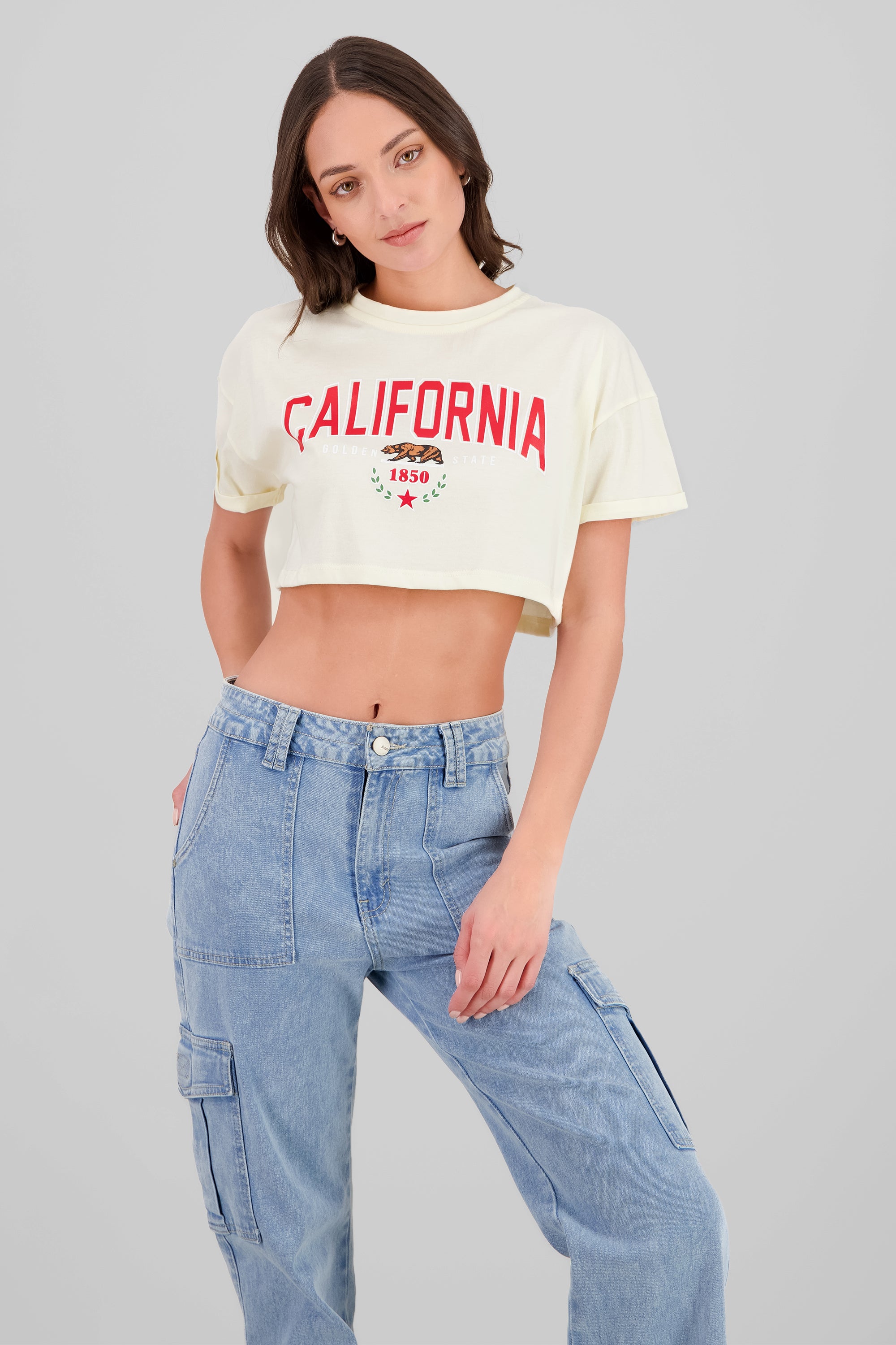Playera Crop California CREMA