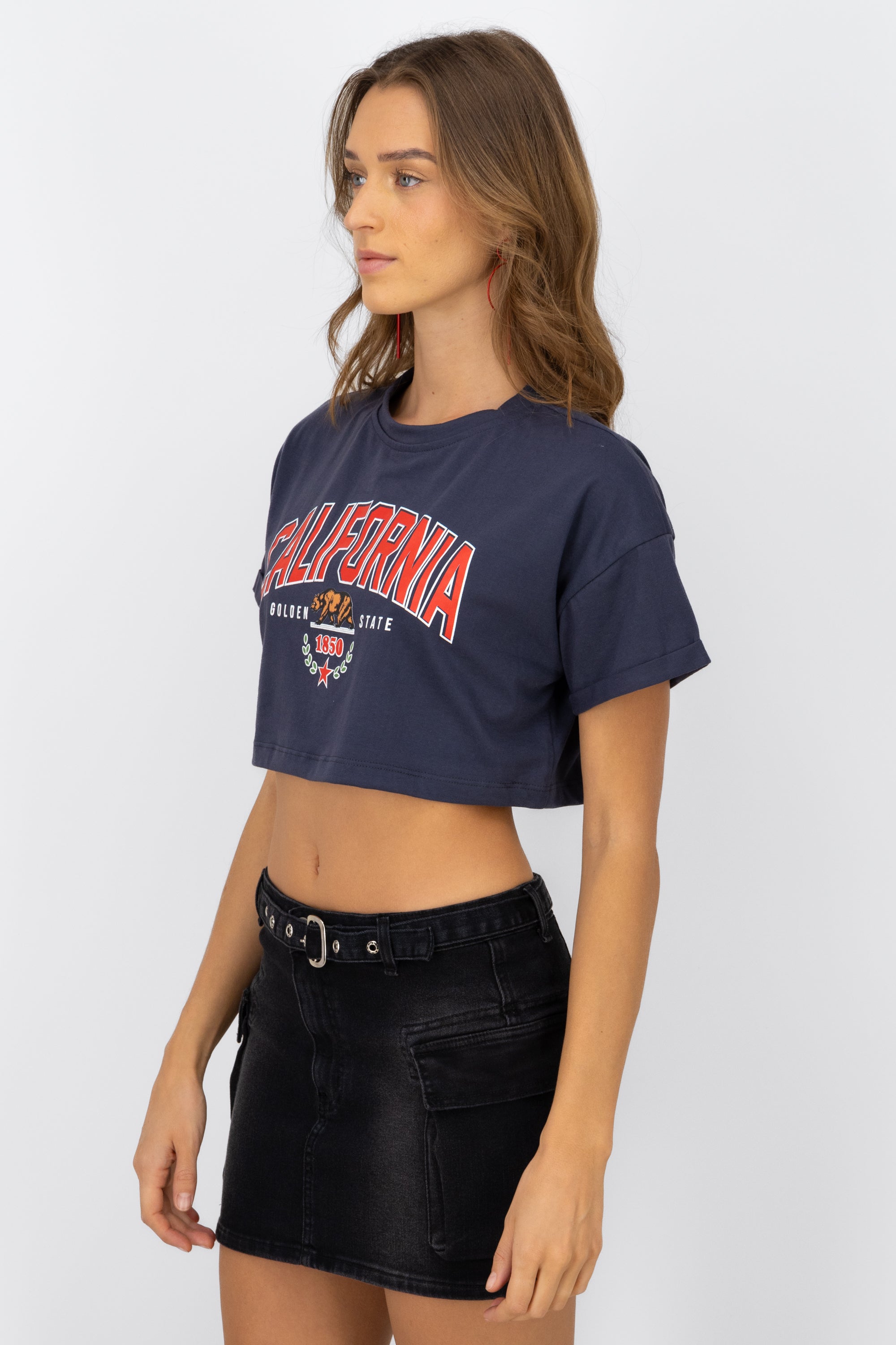 Playera Crop California HEMATITA