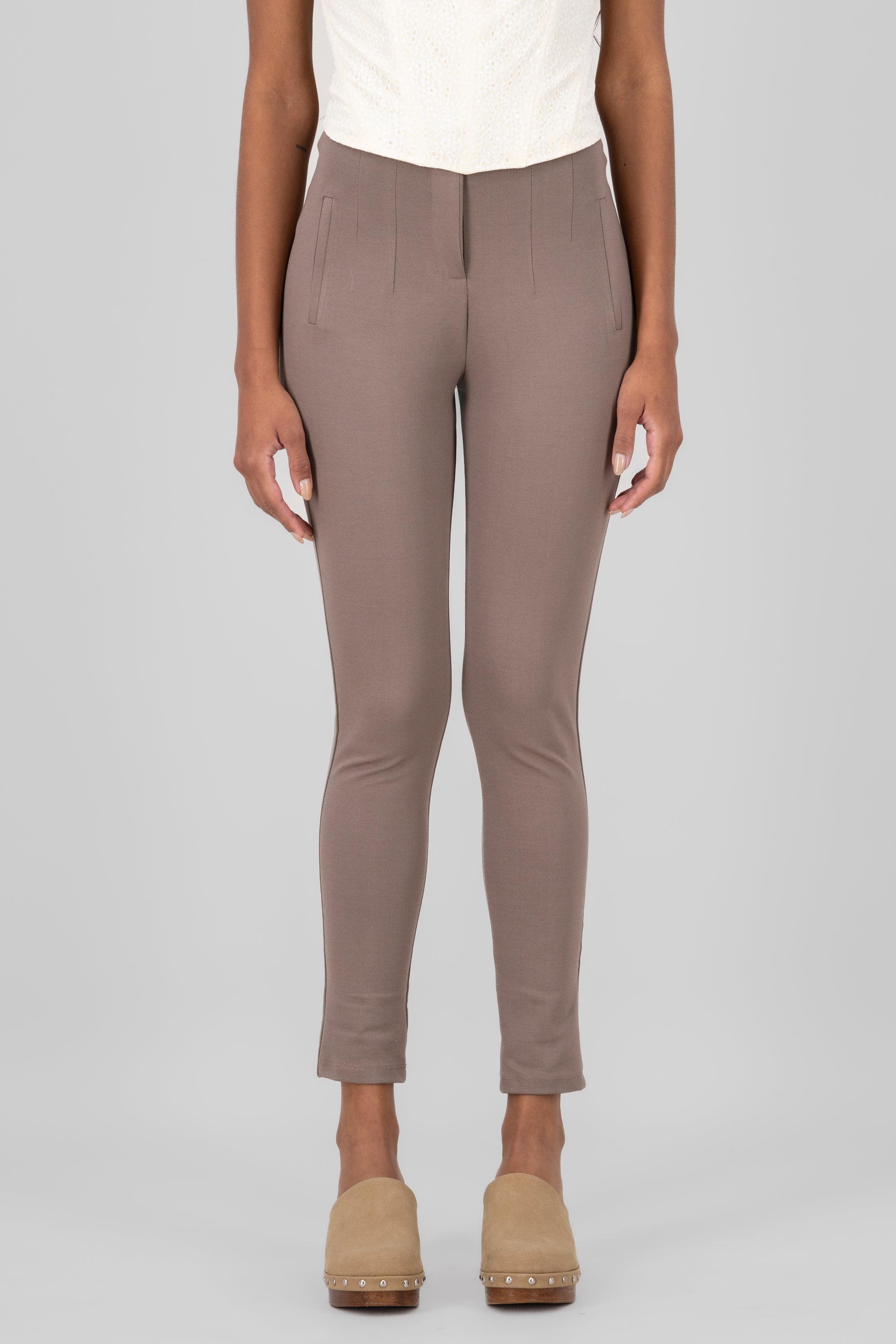 Pantalón Skinny Cintura Alta Pinzas TAUPE