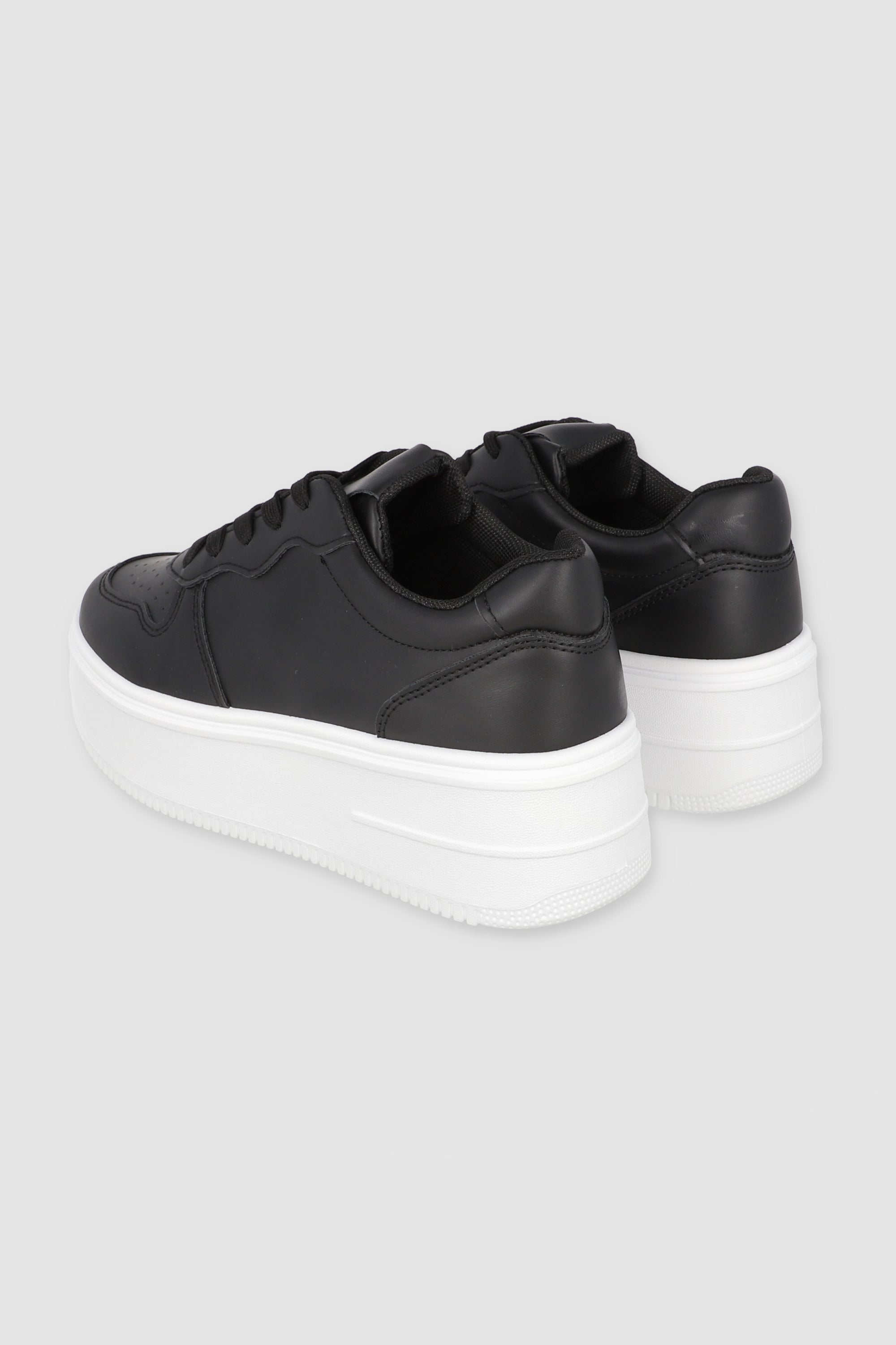 Tenis Retro Plataforma NEGRO