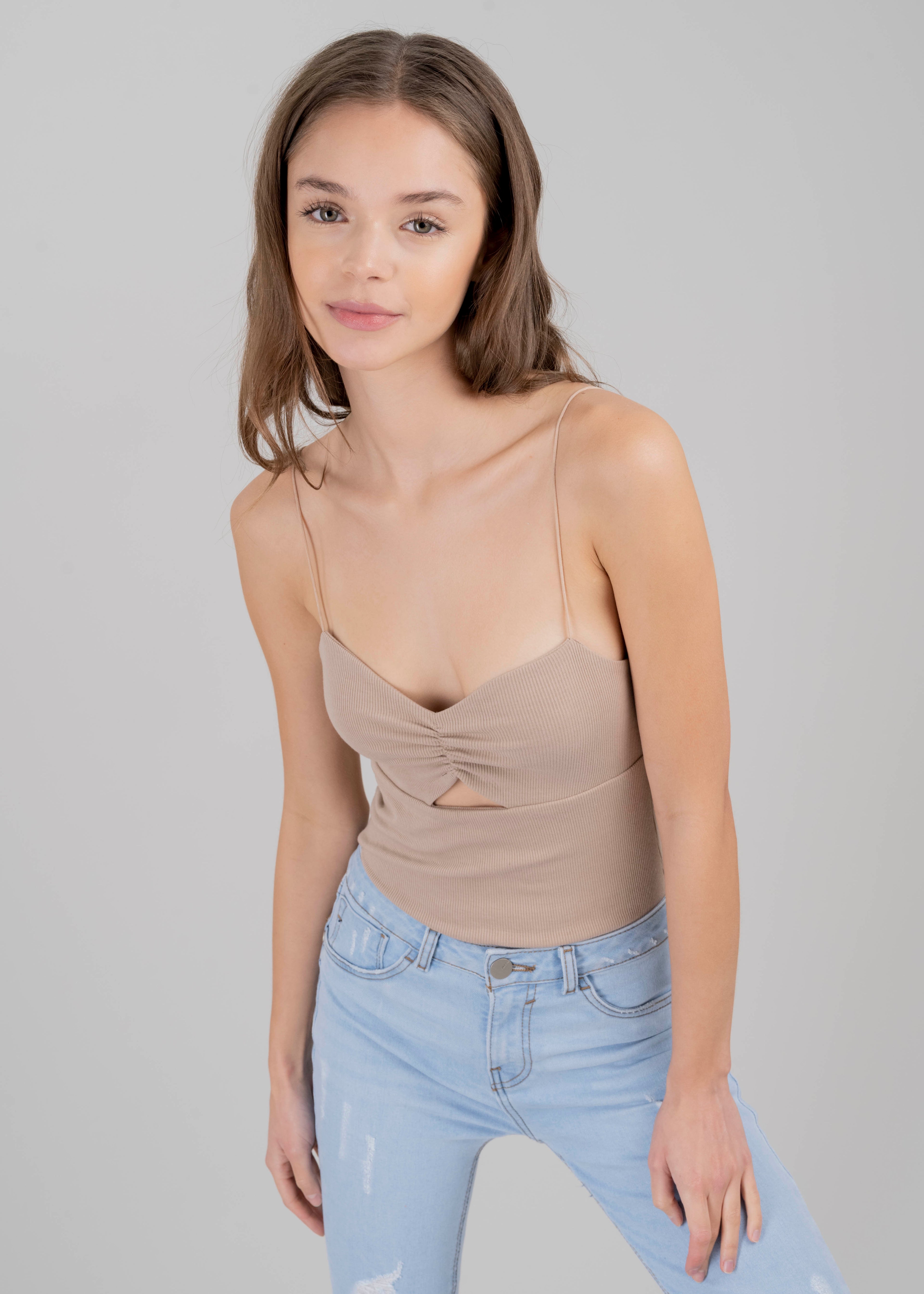 Bodysuit acanalado escote corazón KHAKI