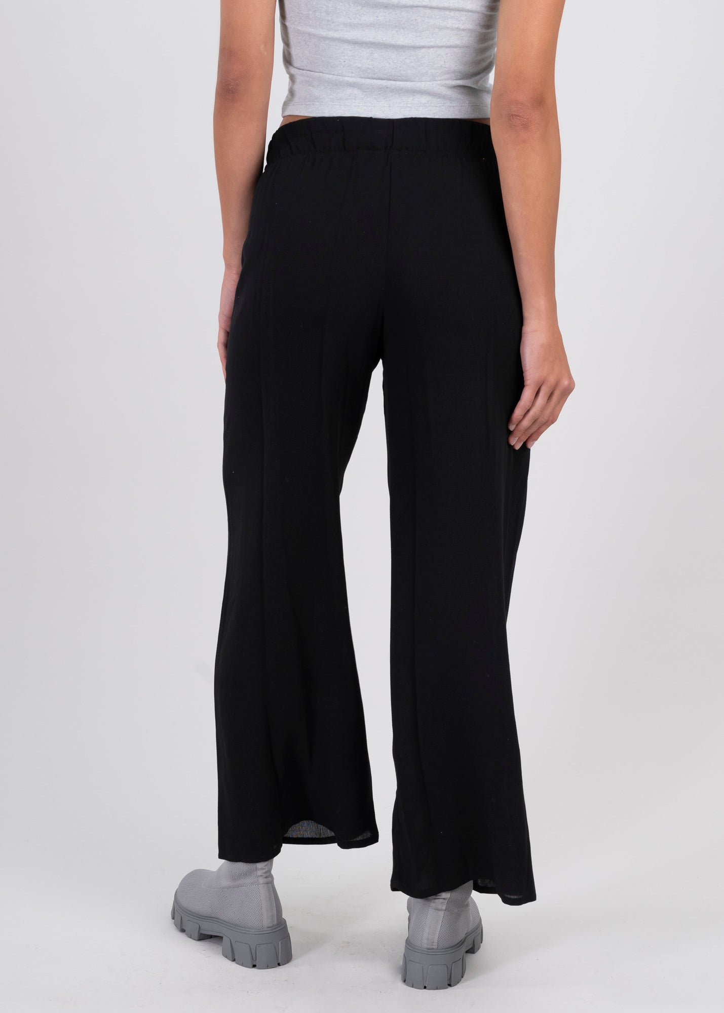 Pantalón  Amplio NEGRO