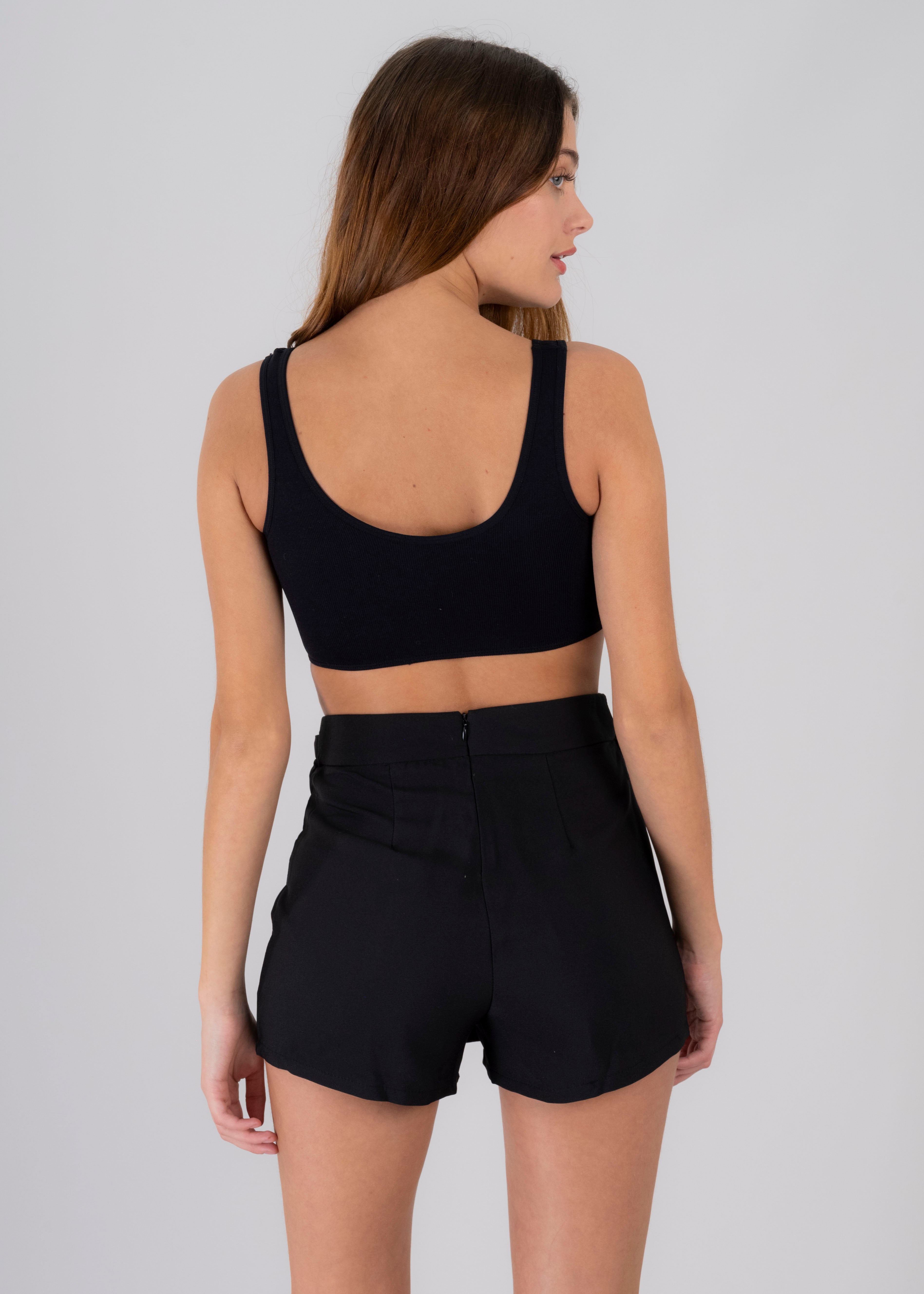 Top acanalado broches escote NEGRO