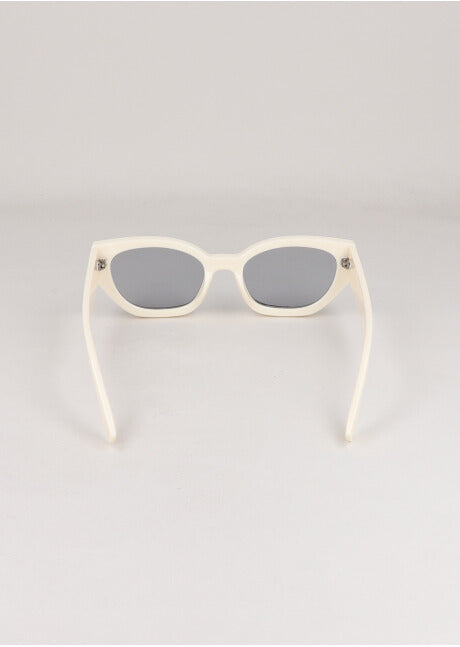 Cat Eyey Lenses BONE