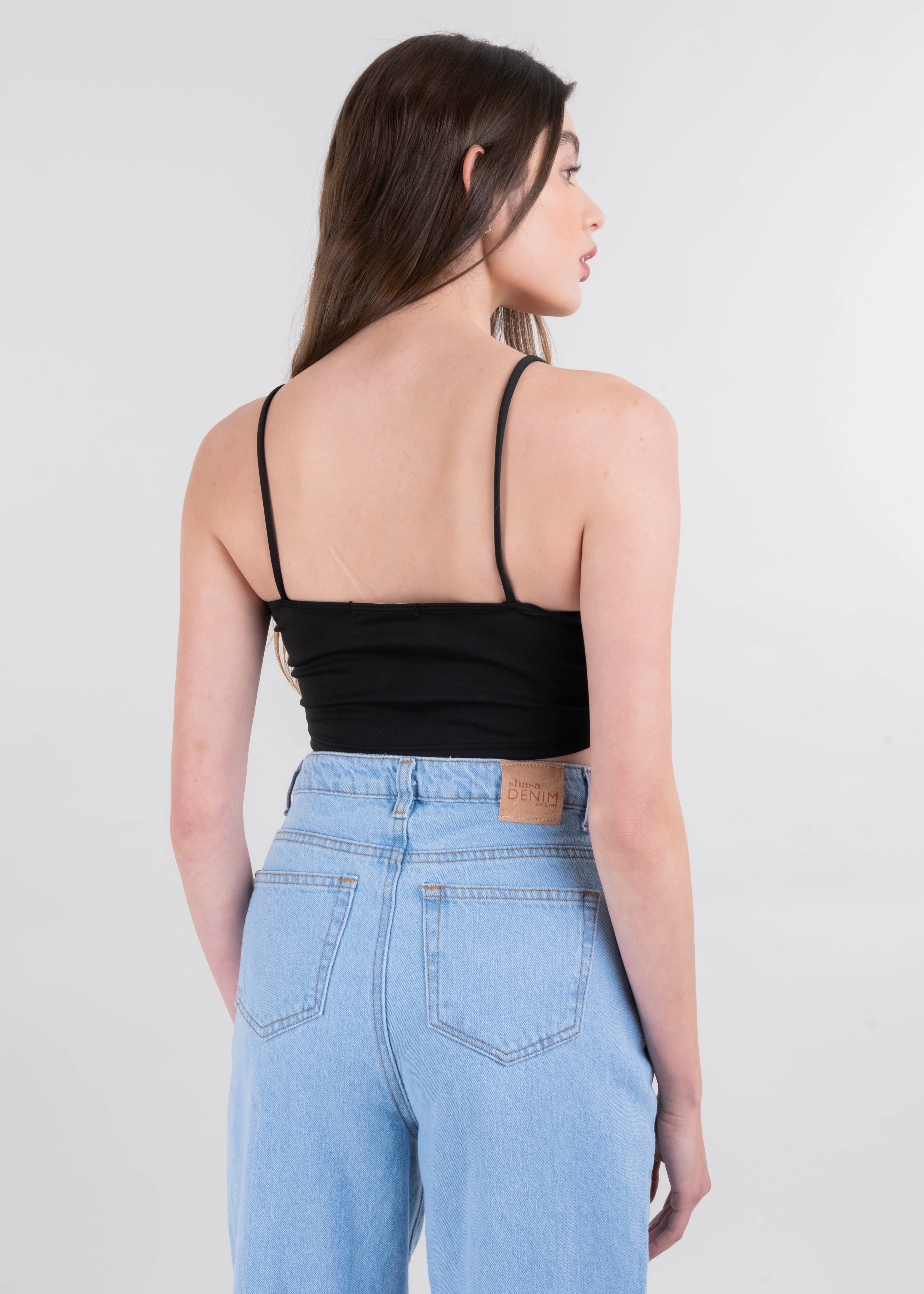 TOP CROP MOÑO GLOS BLACK