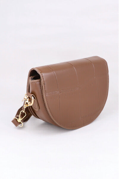 Bolso crossbody medio círculo CAFE