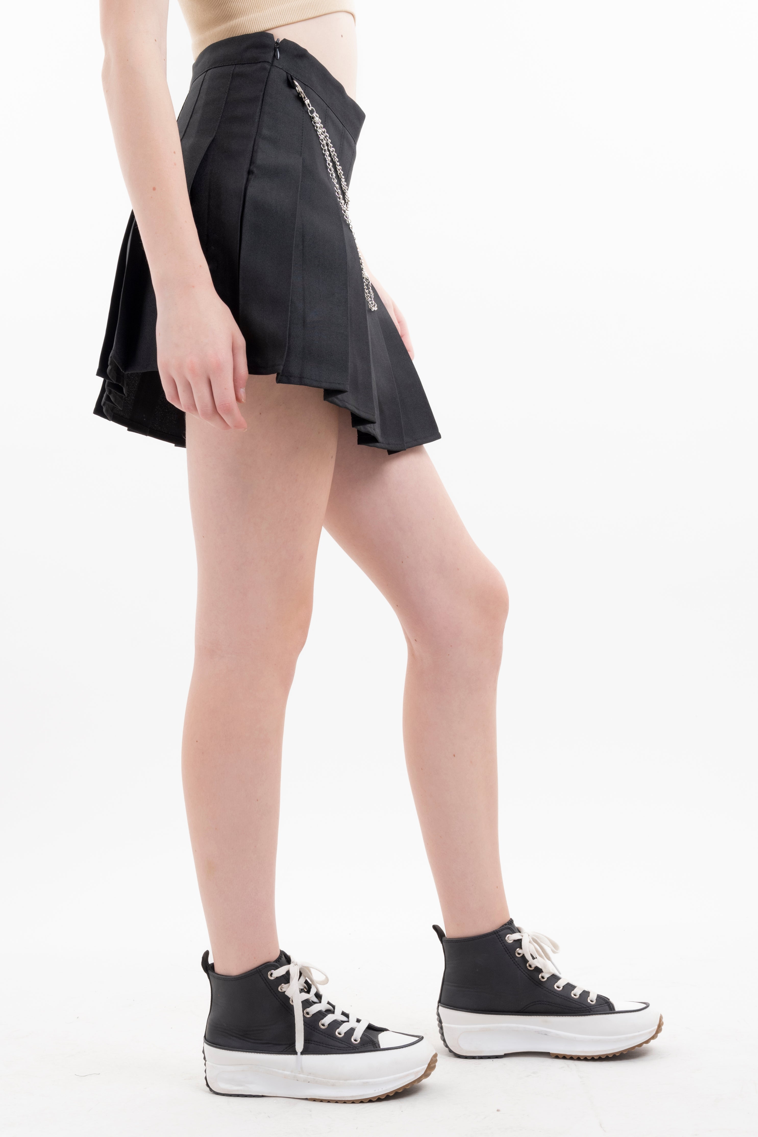 Falda short plisada cadenas estrella NEGRO