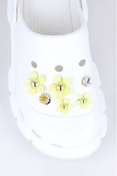 Set 6 piezas charms flores brillos AMARILLO