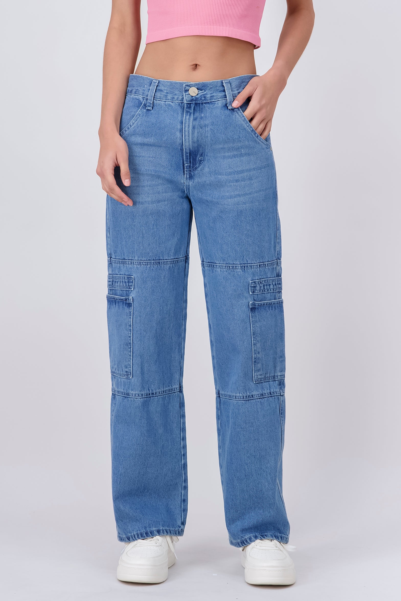 Straight position jeans BleACHED