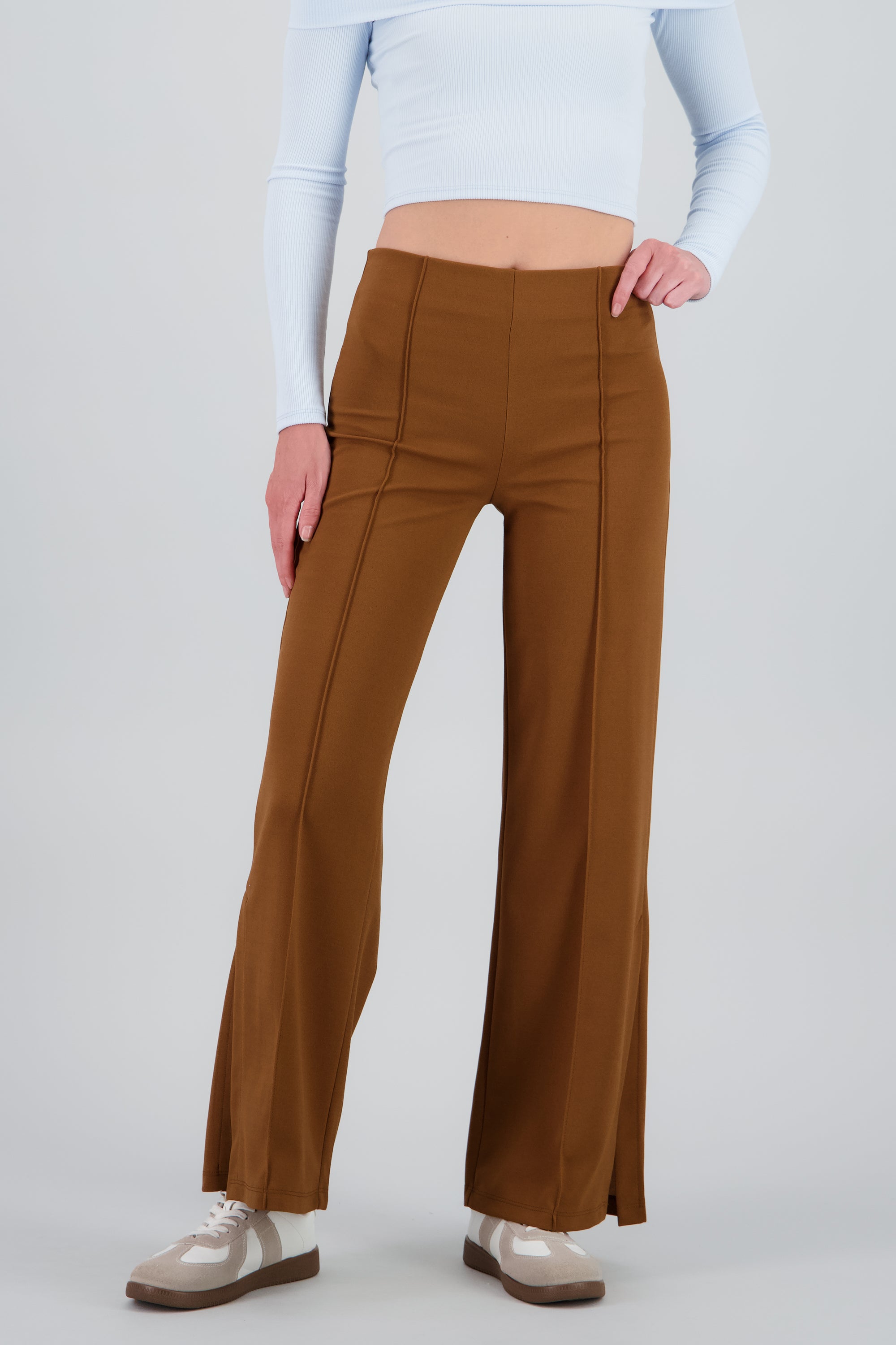Pantalón Flared Costuras CAFE