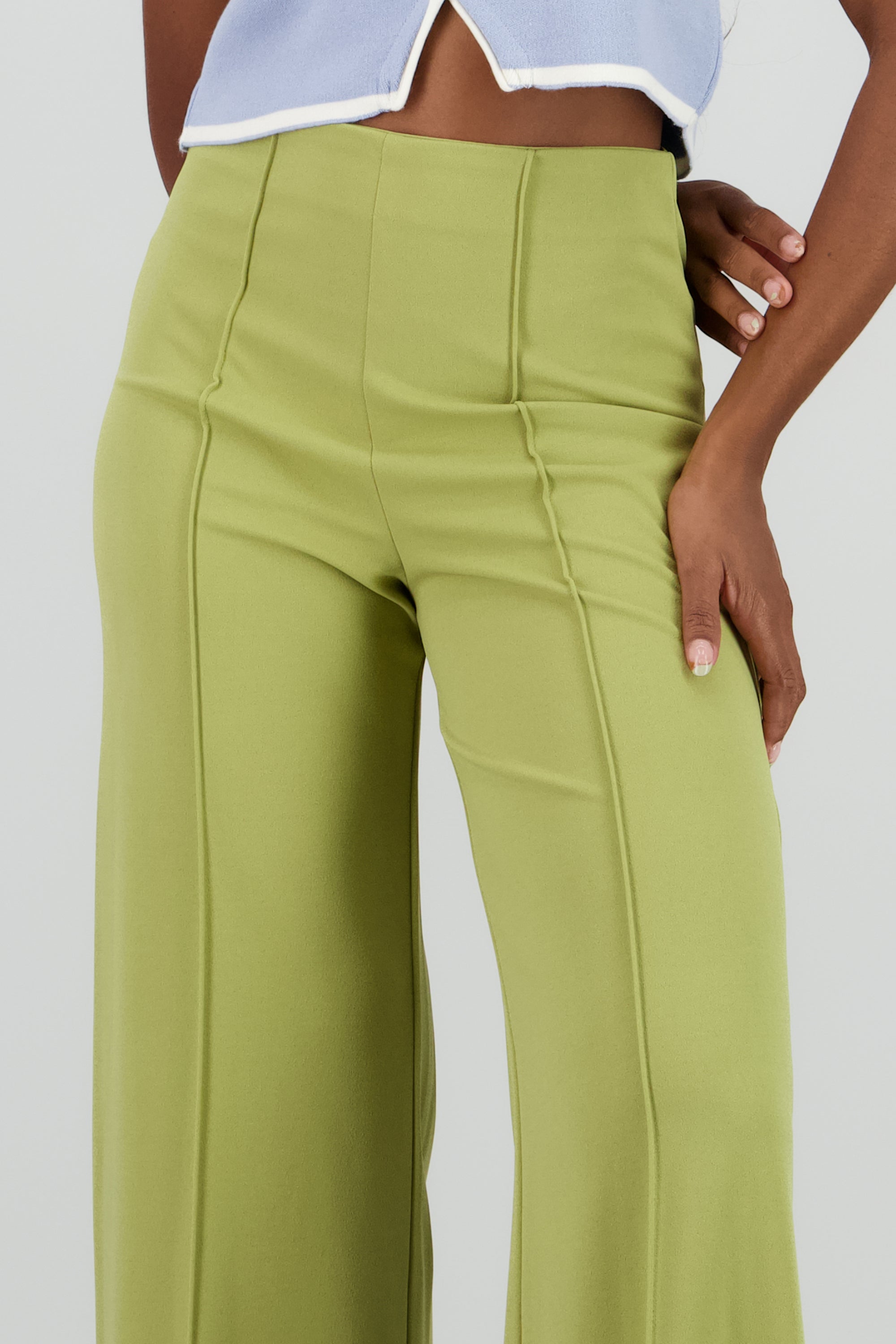 Pantalón Amplio Costura Frontal VERDE CLARO