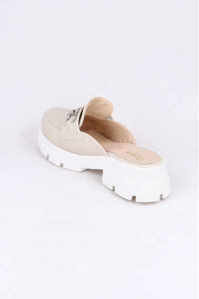 Loafers chunky mula hebilla NUDE