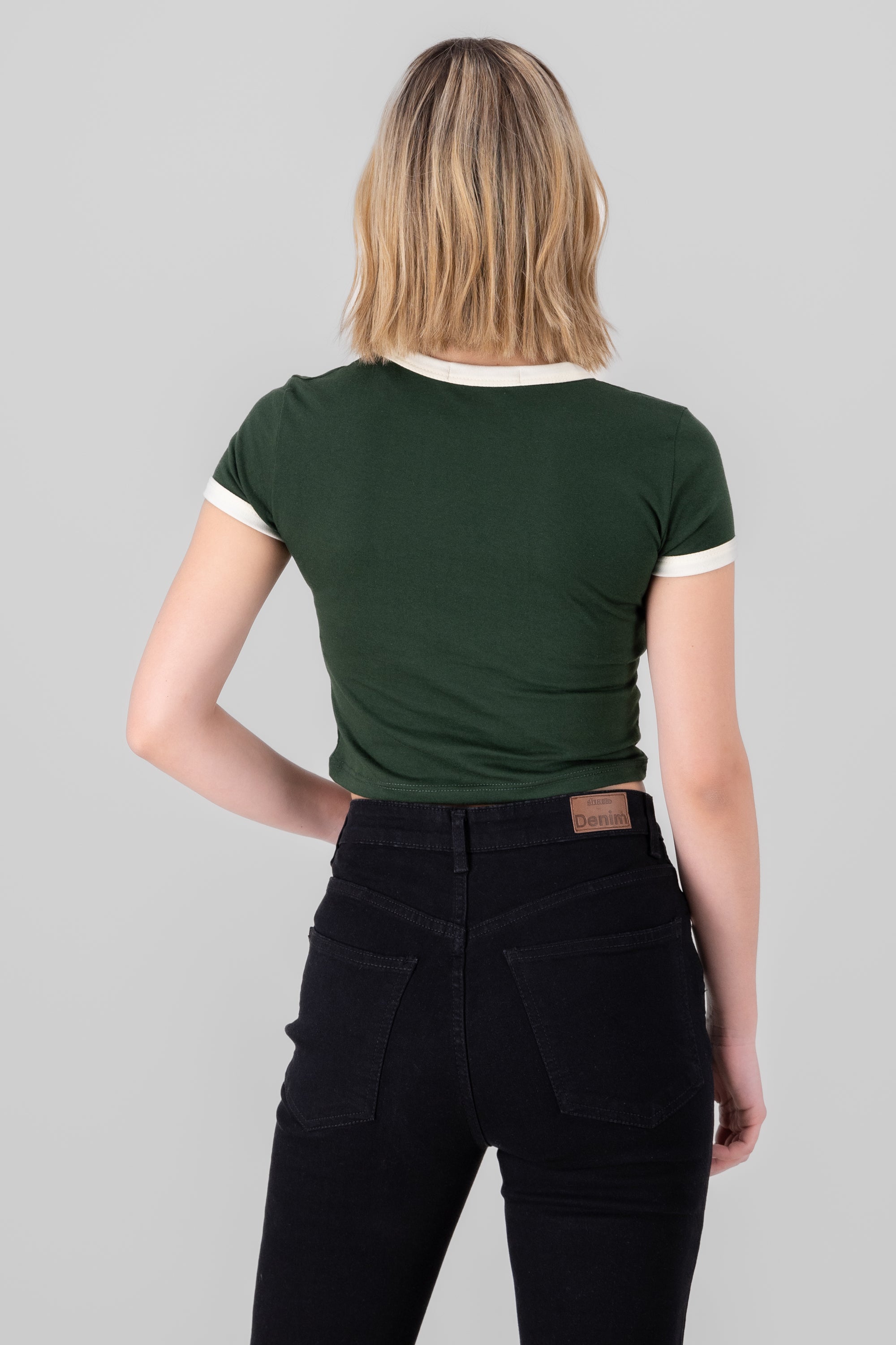 Playera Crop Hongos Lunas VERDE OBSCURO