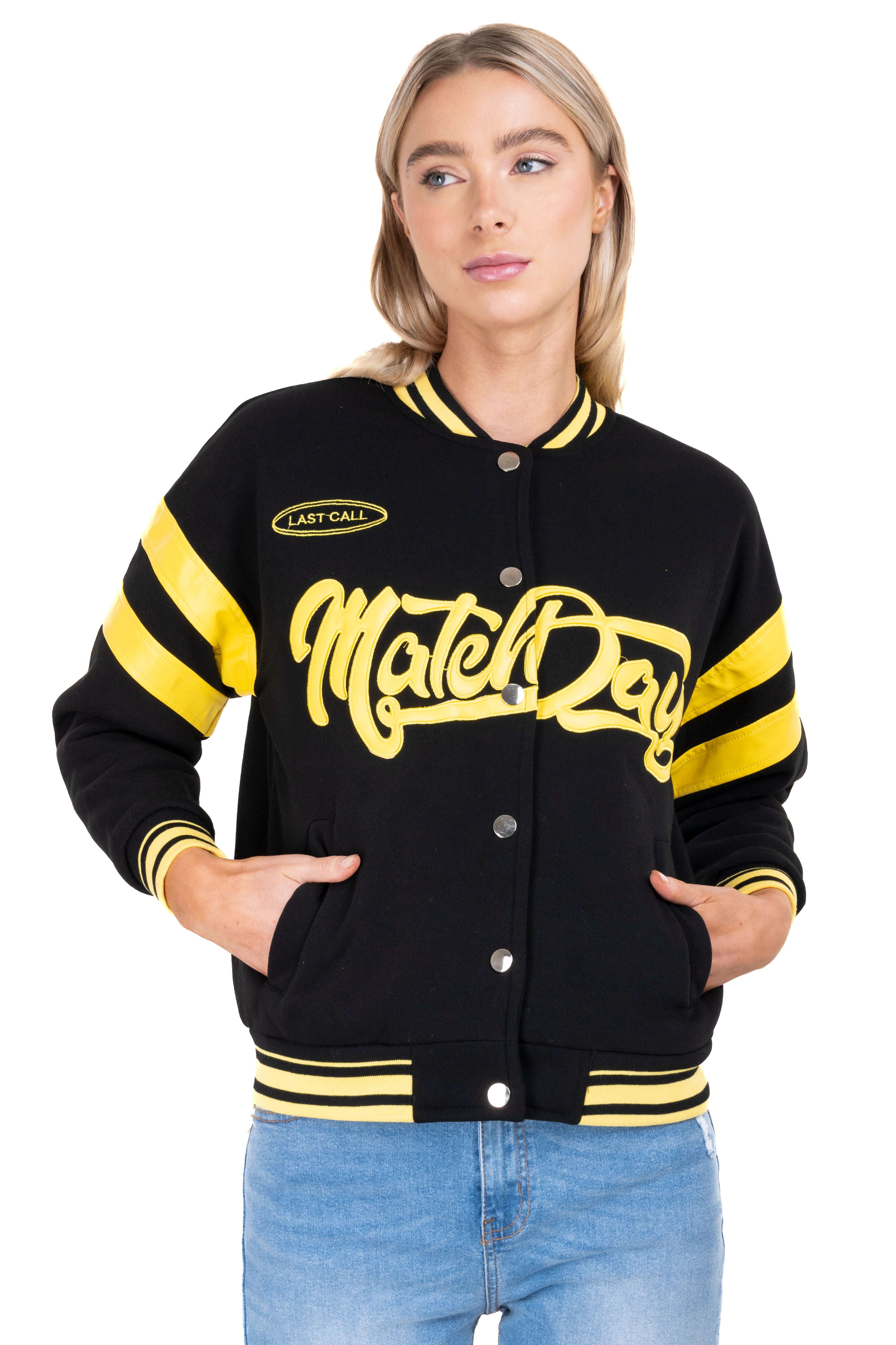 Chamarra bomber bordado texto NEGRO COMBO