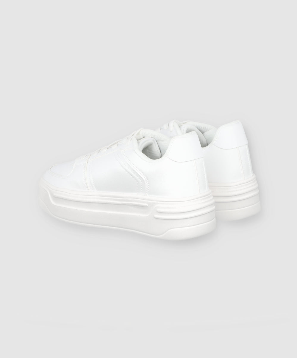 Tenis retro perforado plataforma BLANCO