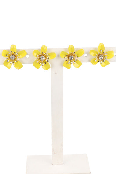 2 Pares Aretes Flor Color AMARILLO