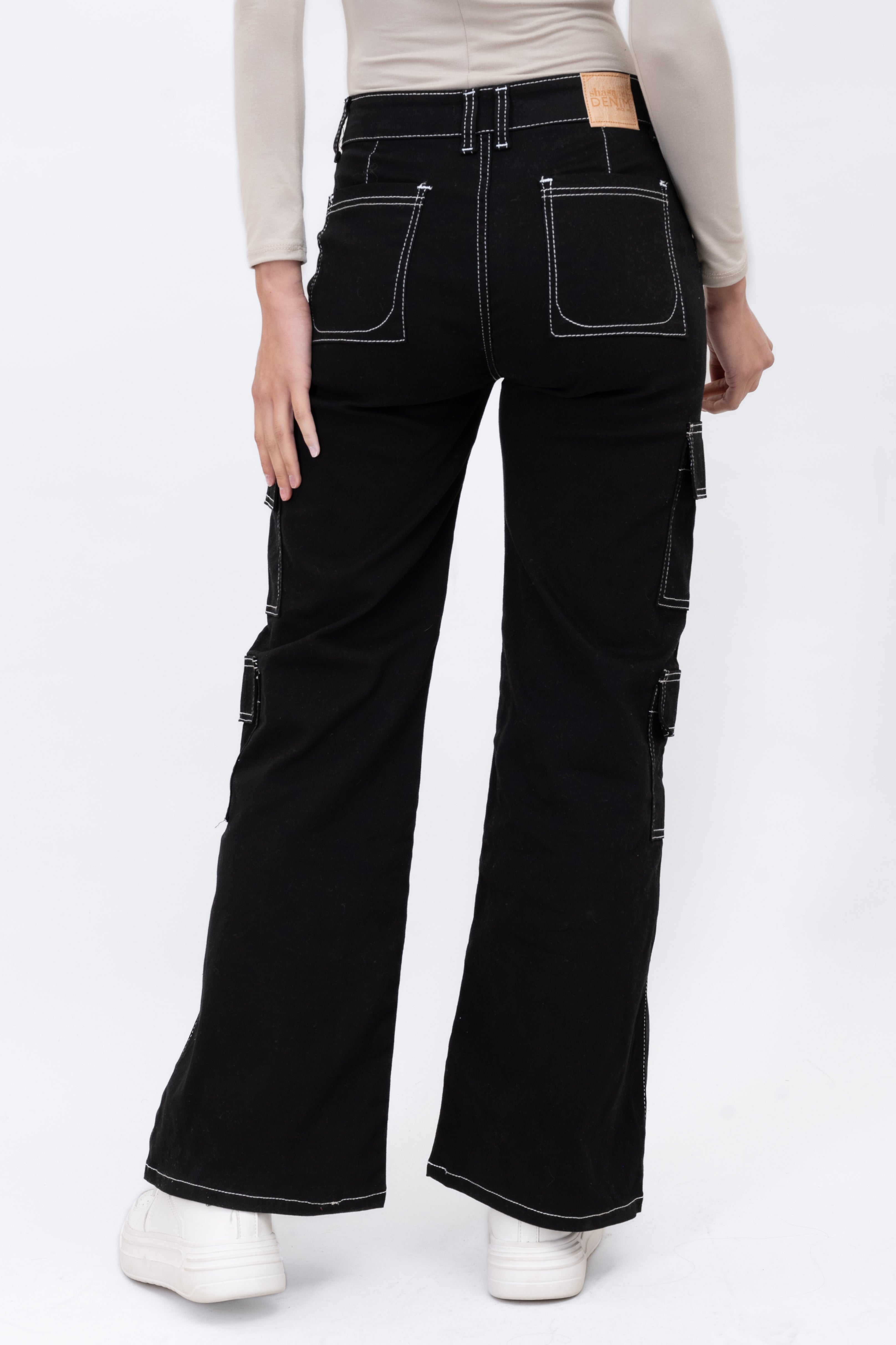 Straight leg jeans BLACK