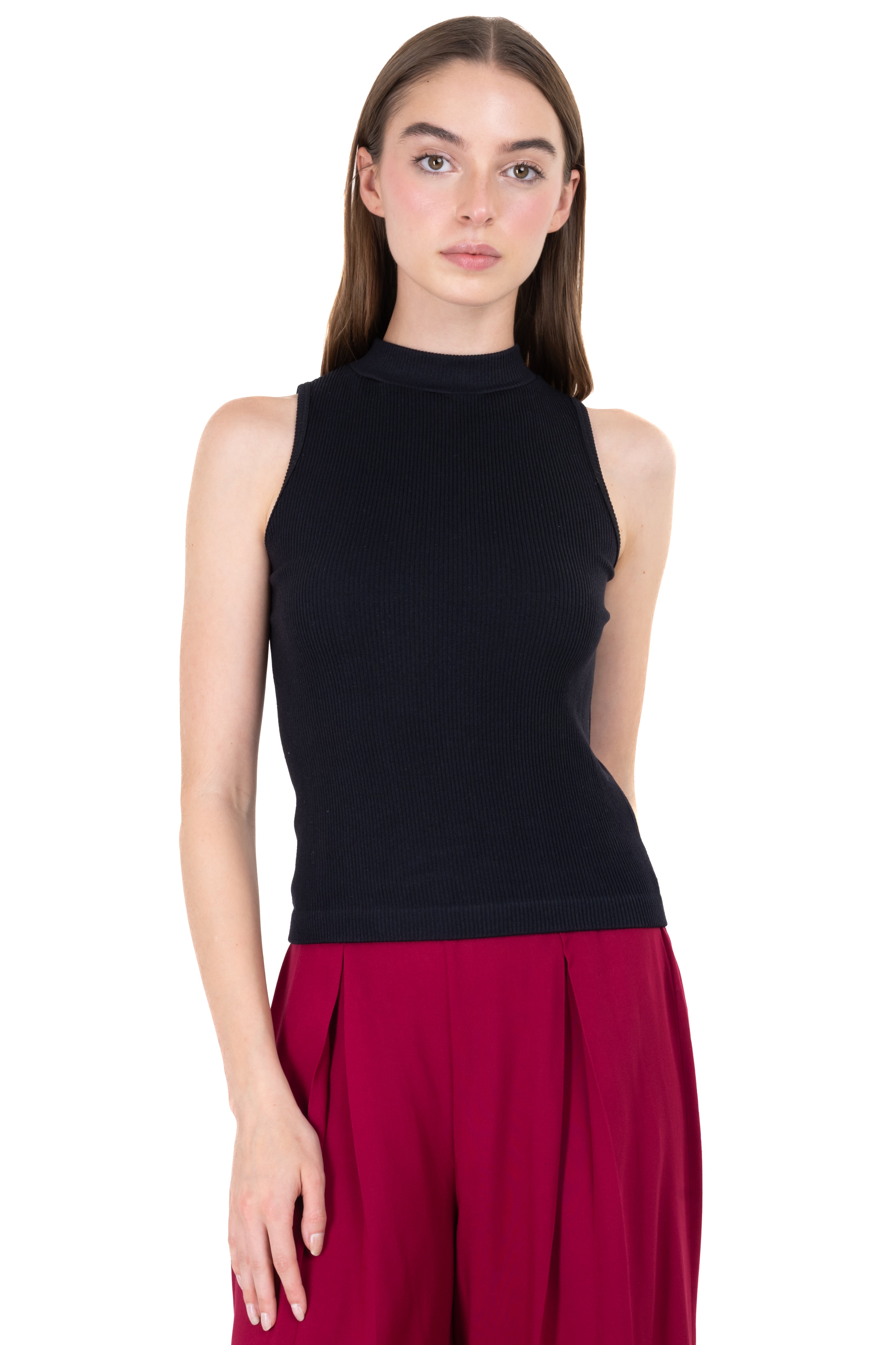 Top tank cuello mao acanalado NEGRO