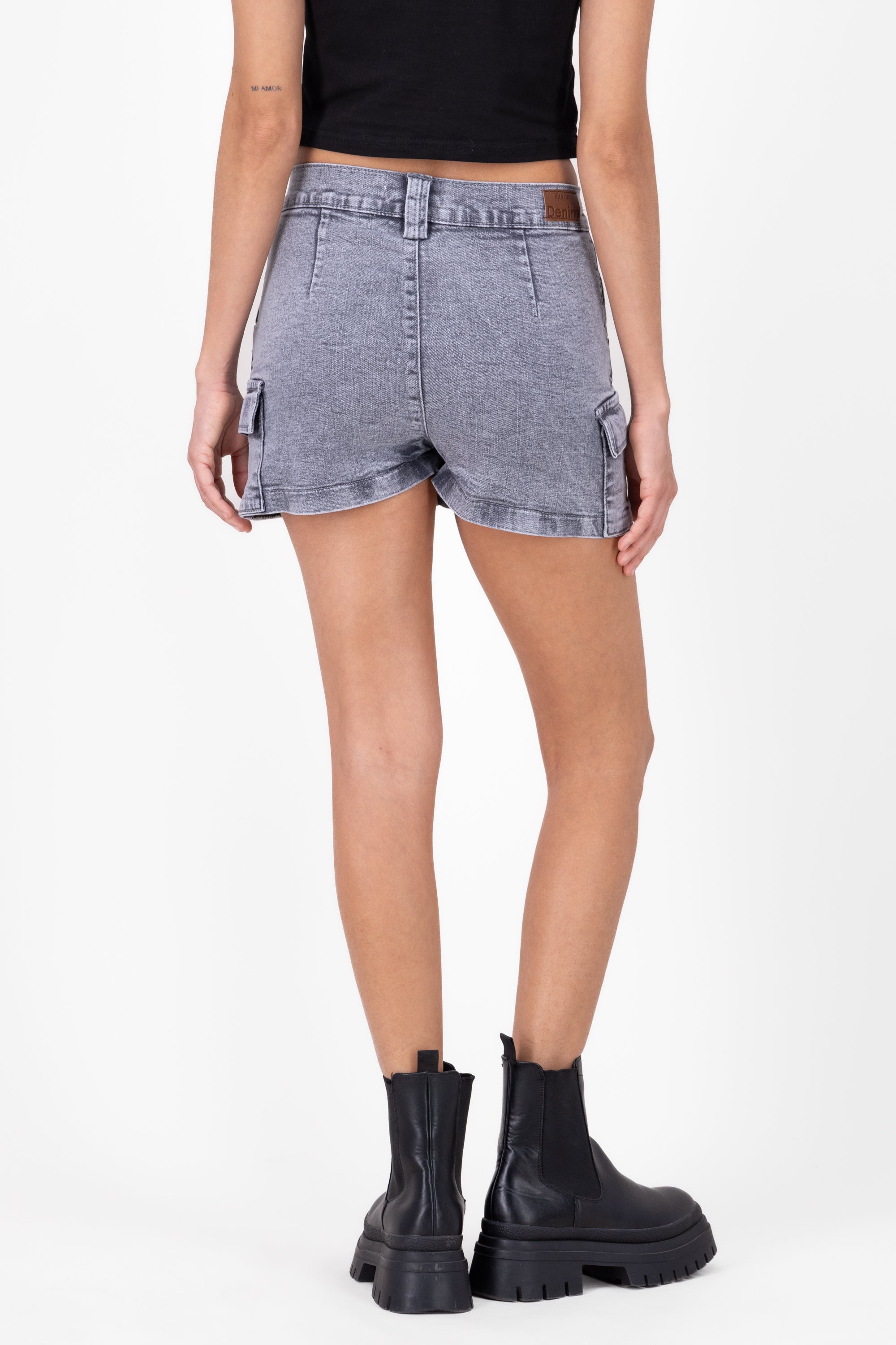 Short skirt Pocket pockets Dark gray