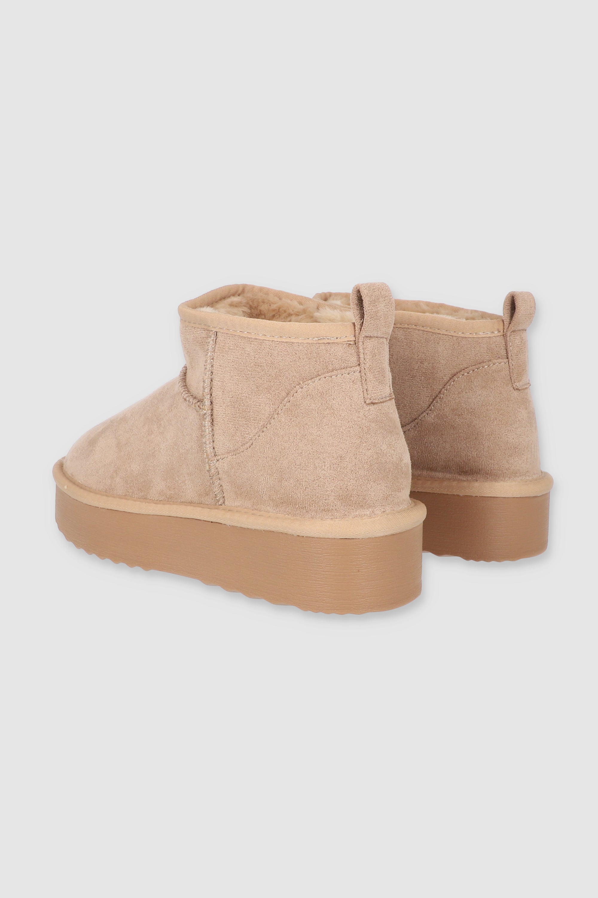 Botas Lisas Forro Peluche CAMELLO