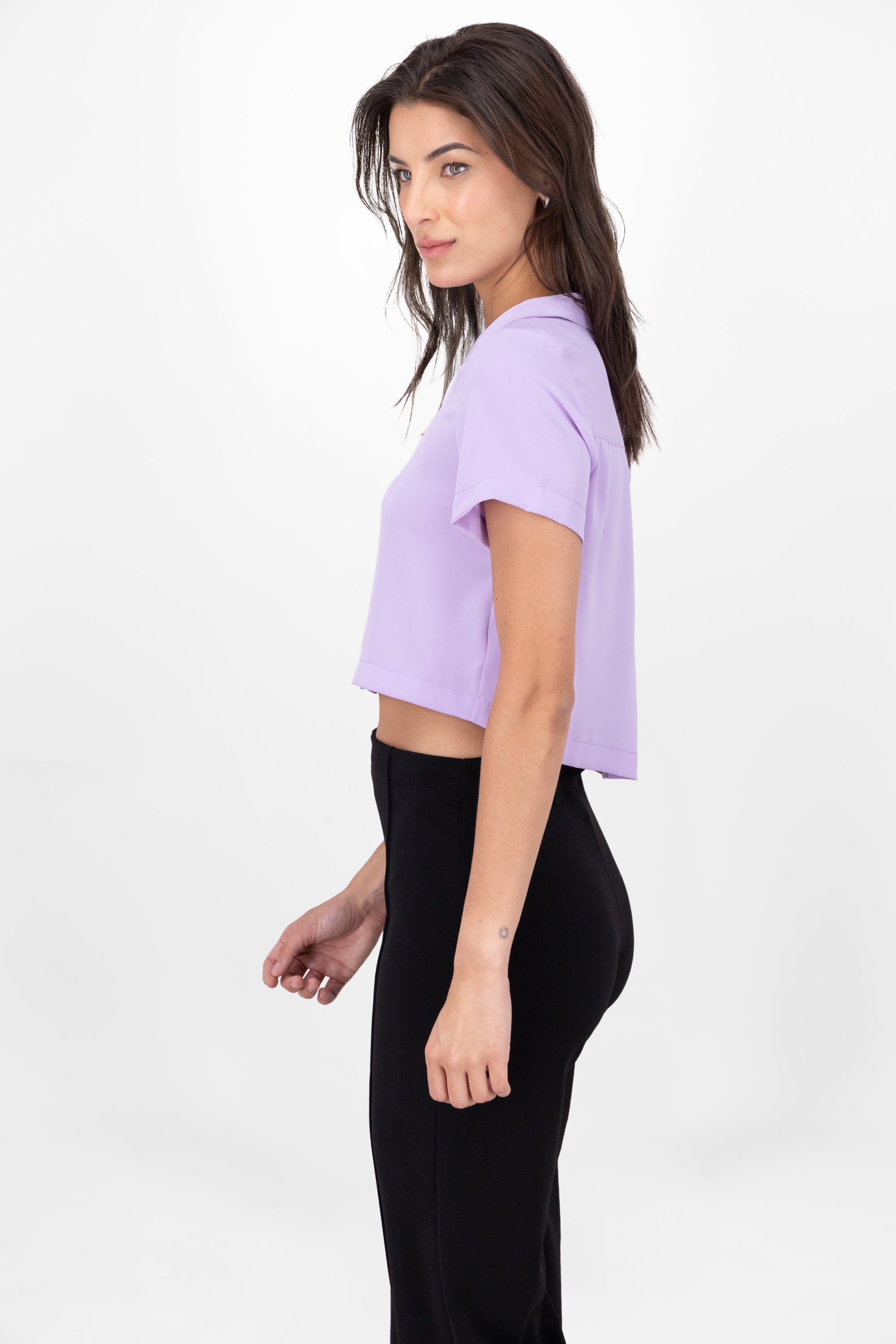 Camisa Crop Amplia Manga Corta LILA