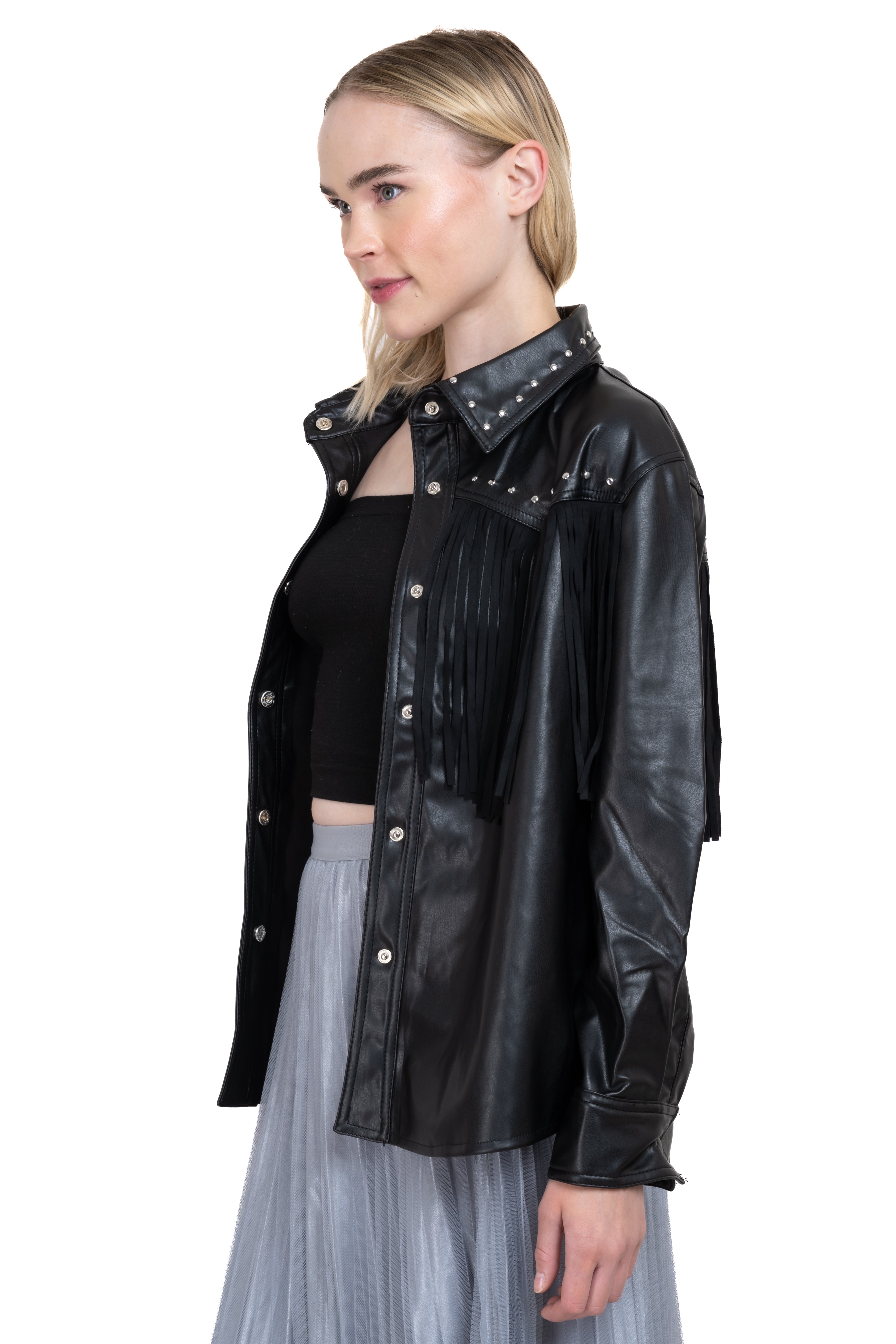 Sobrecamisa efecto piel flecos studs NEGRO