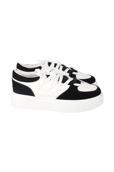 TENIS CASUAL DOBLE AGUJETA CRUZADA NEGRO BLANCO