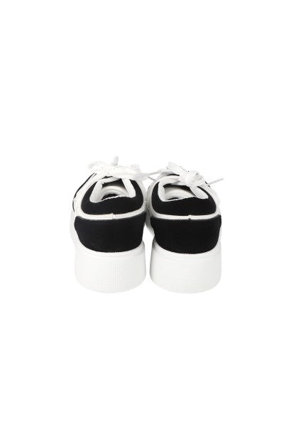 TENIS CASUAL DOBLE AGUJETA CRUZADA NEGRO BLANCO