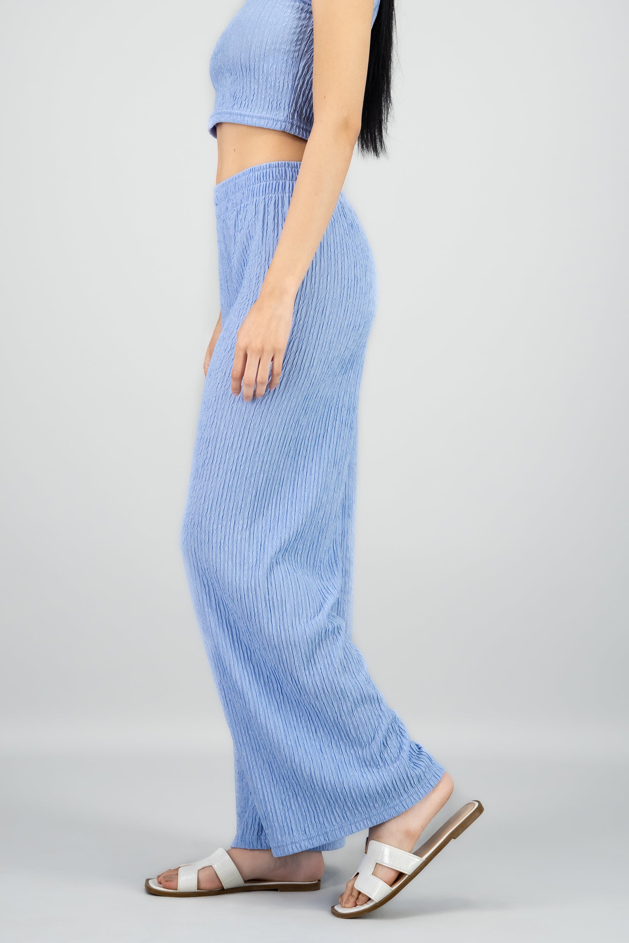Pantalón flared textura AZUL CIELO