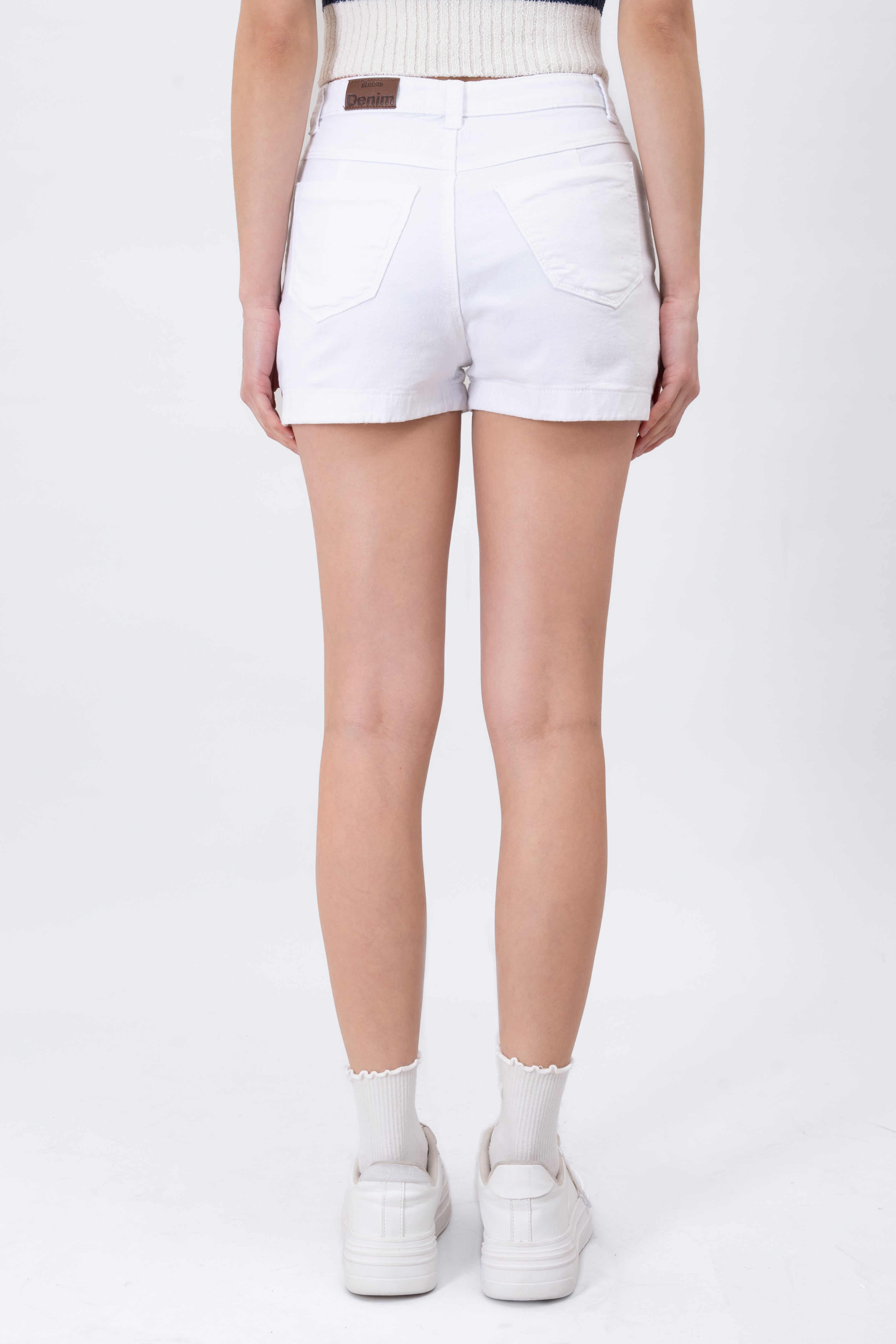 SHORTA SLOT SLAY WHITE