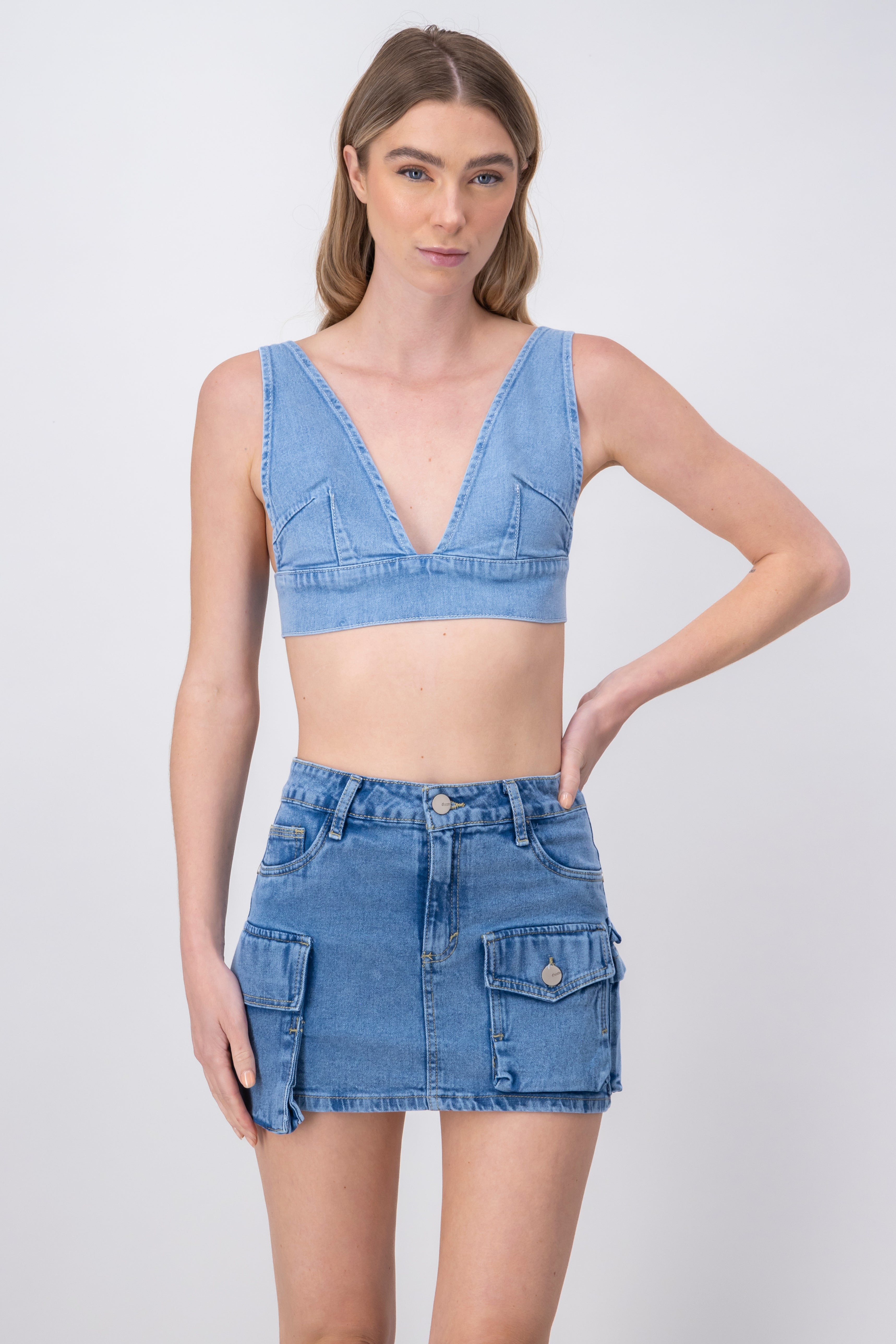 Top Crop Denim Escote V ACID LIGHT