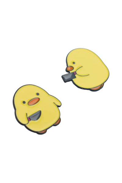 Threatening duckling pin YELLOW