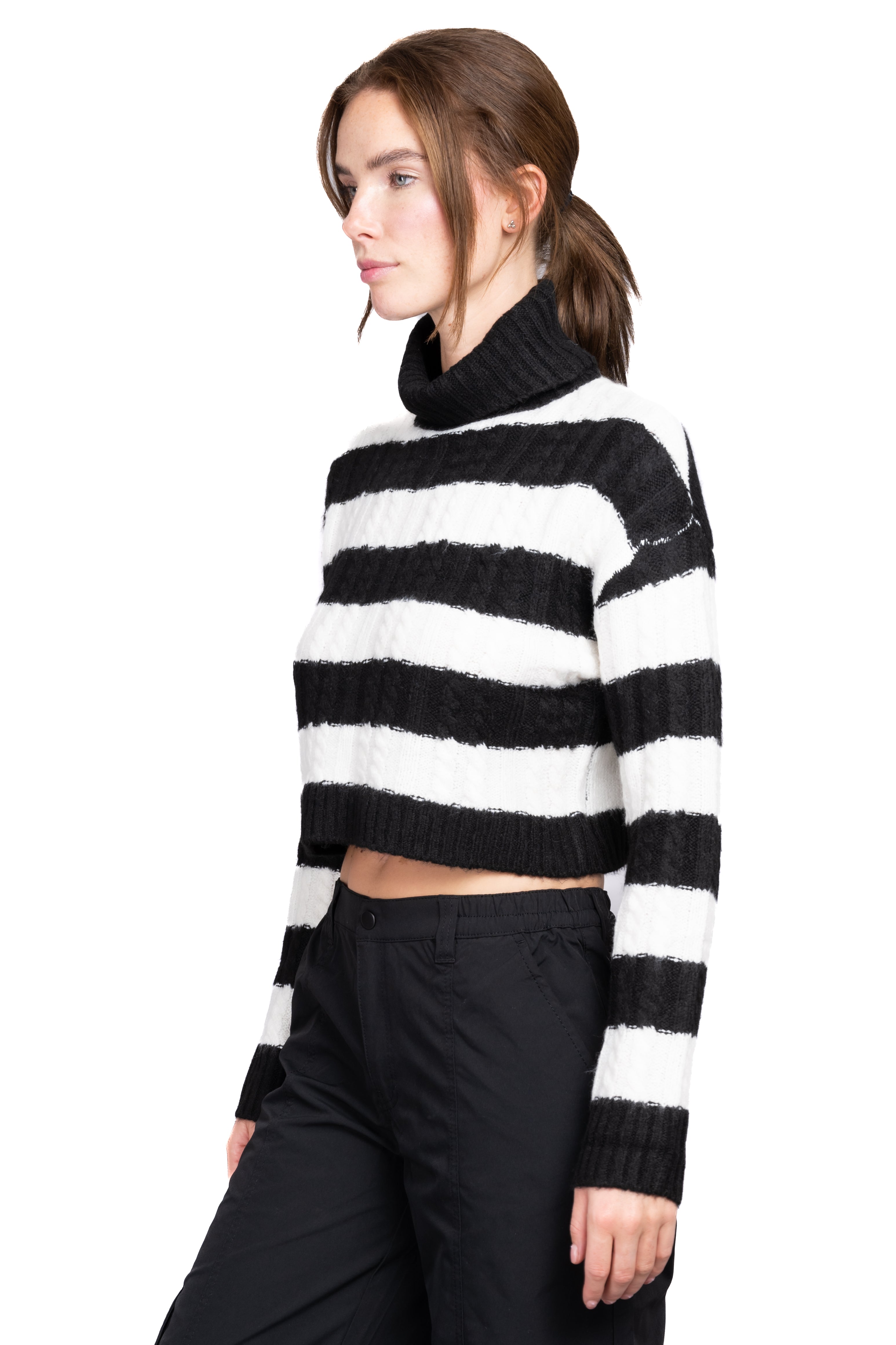 Turtle neck point sweater BLACK