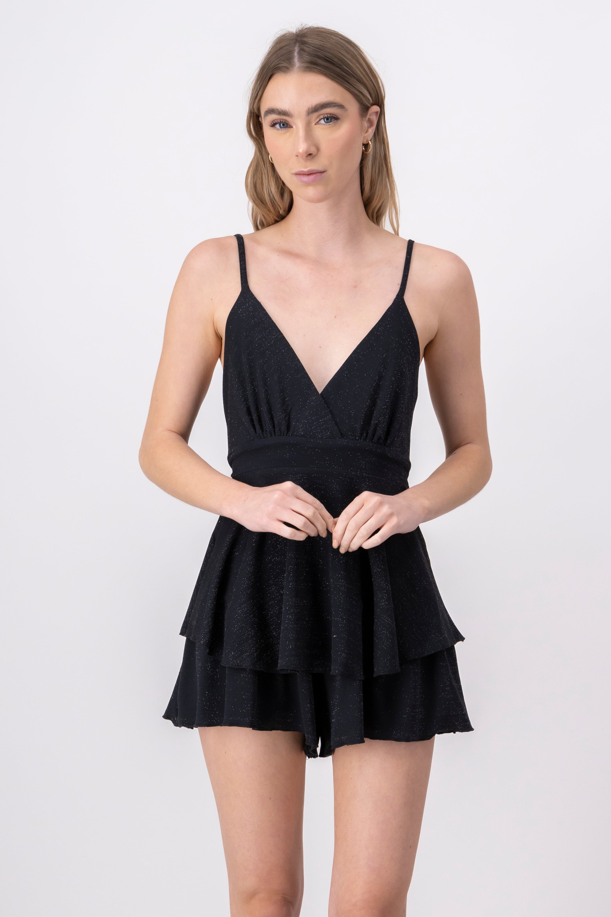 Vestido mini olanes moño brillos NEGRO