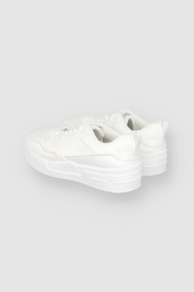 Tenis Casual Perforaciones Al Frente BLANCO