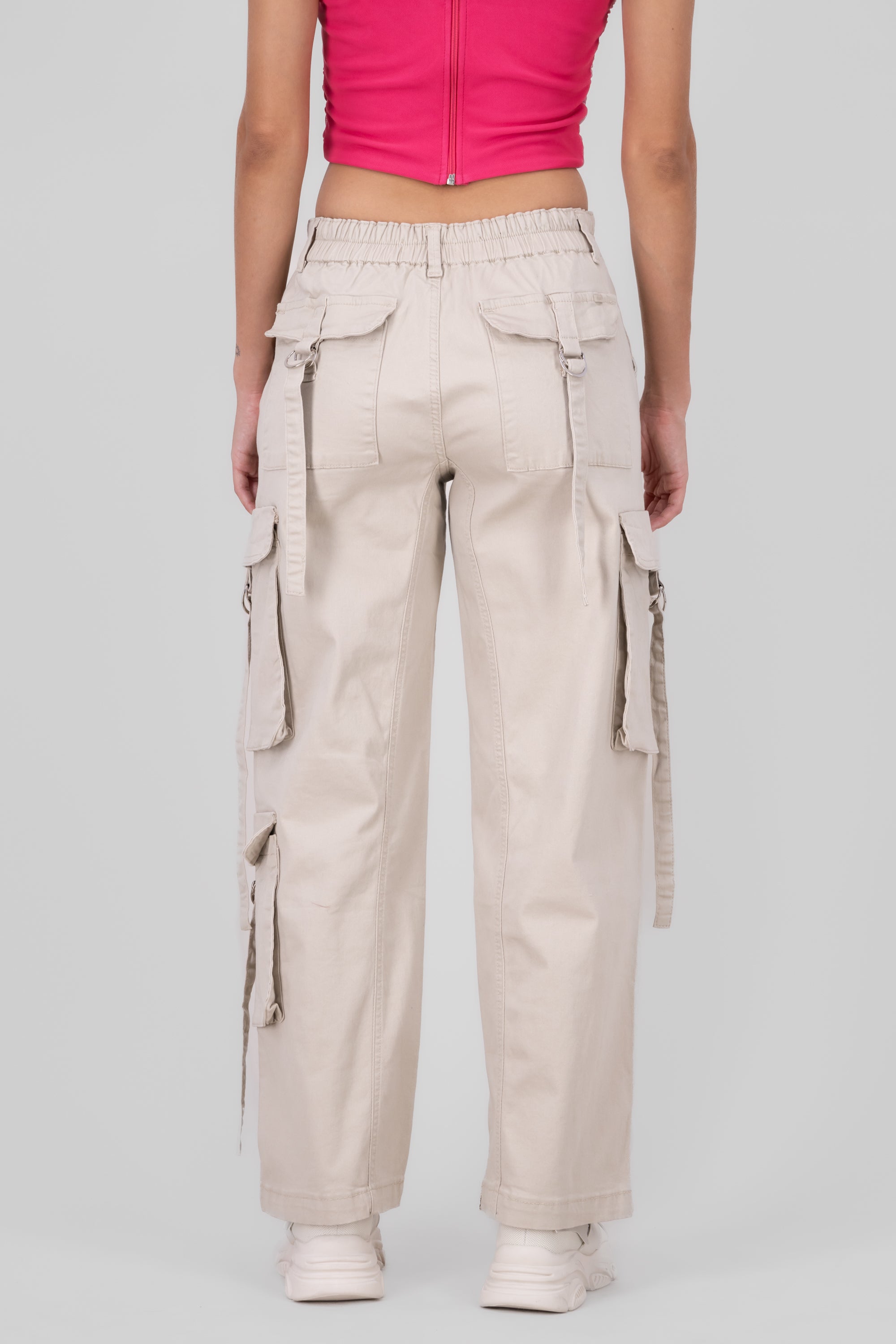 Jeans Cargo 3 Bolsas Tiras HUESO