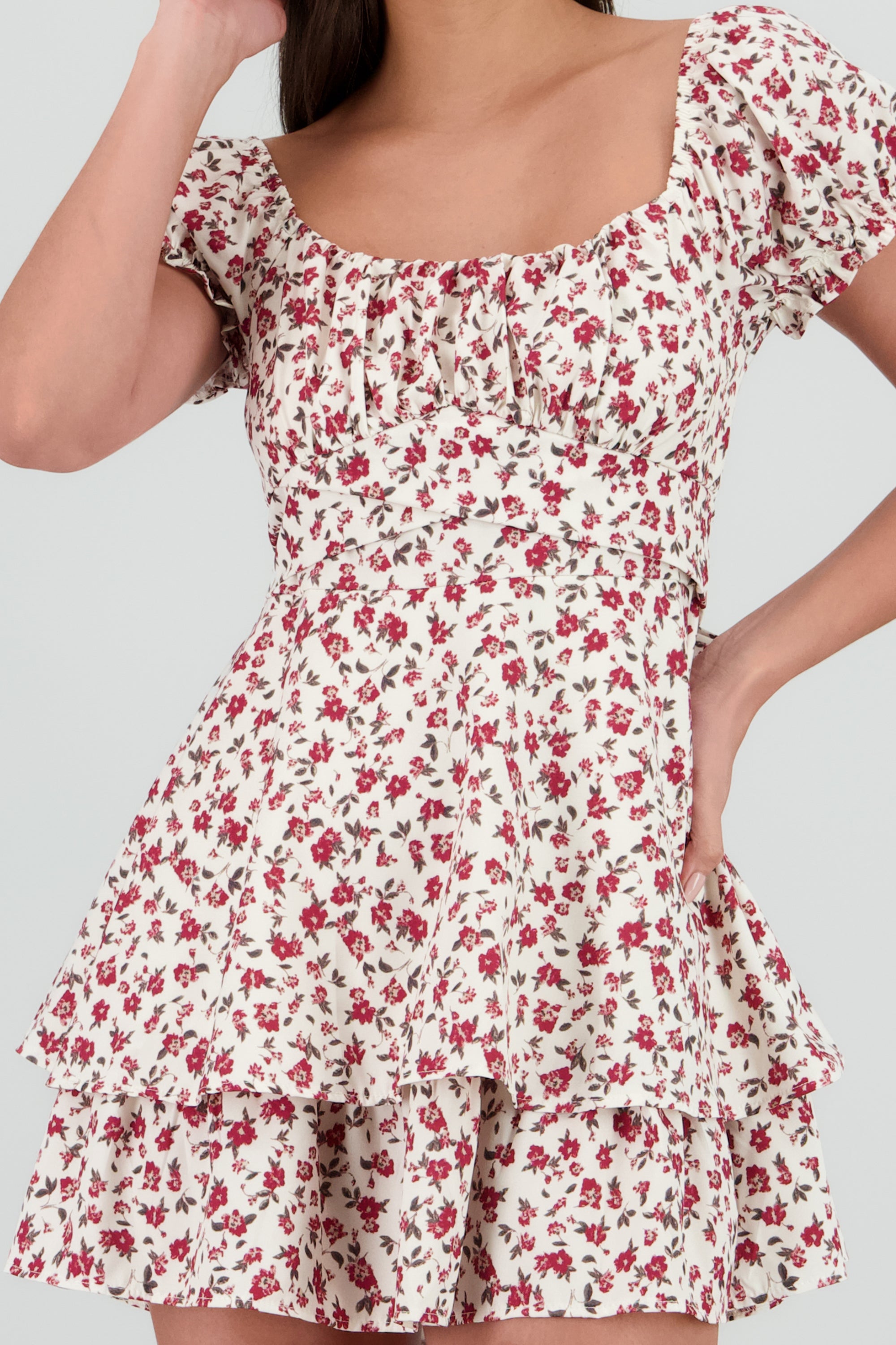 Vestido mini escote cuadrado flores CIRUELA