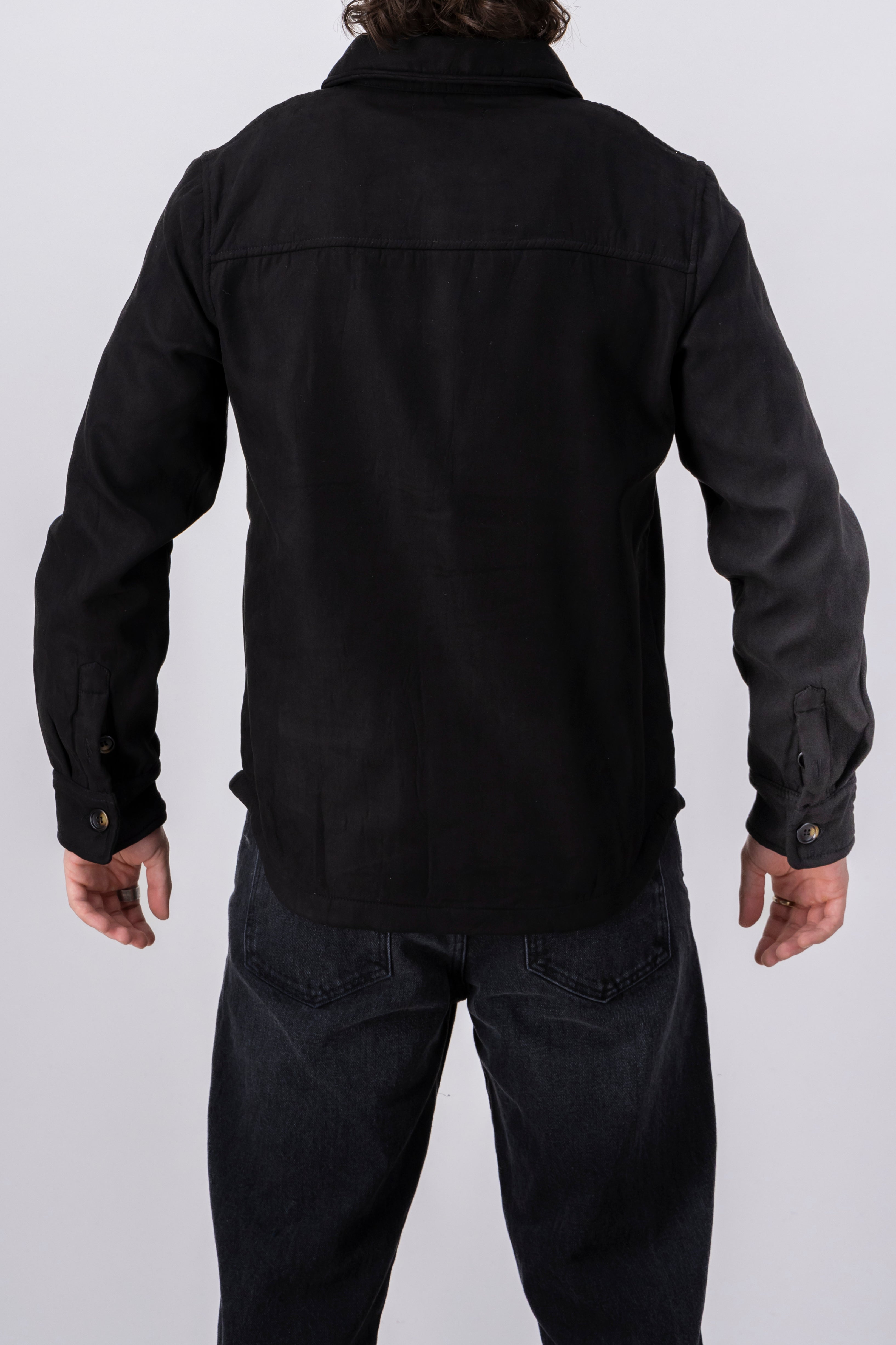 Sobrecamisa suede botones NEGRO