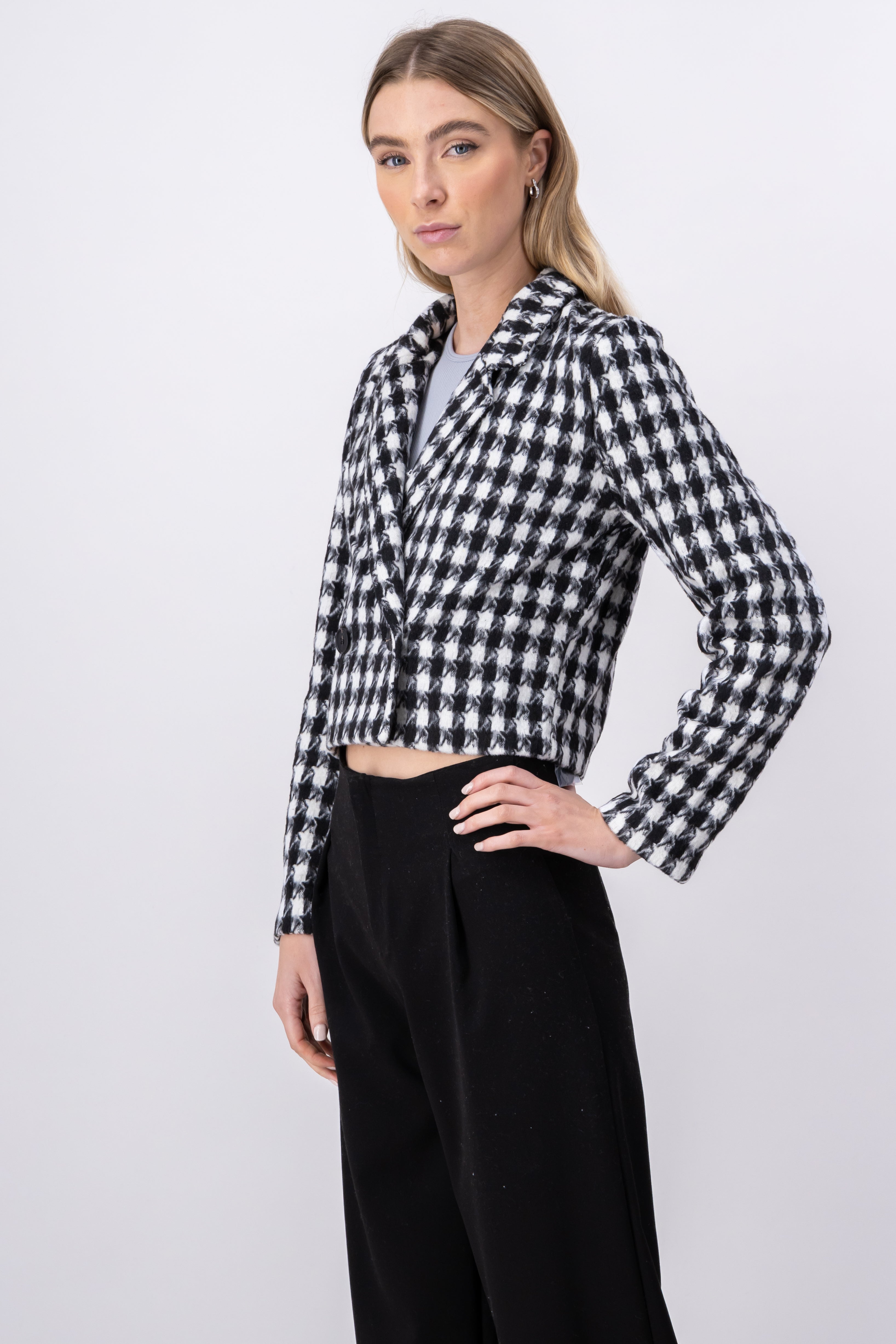 Saco crop tweed botones NEGRO BLANCO