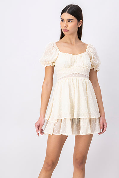 Vestido mini olanes textura CREMA