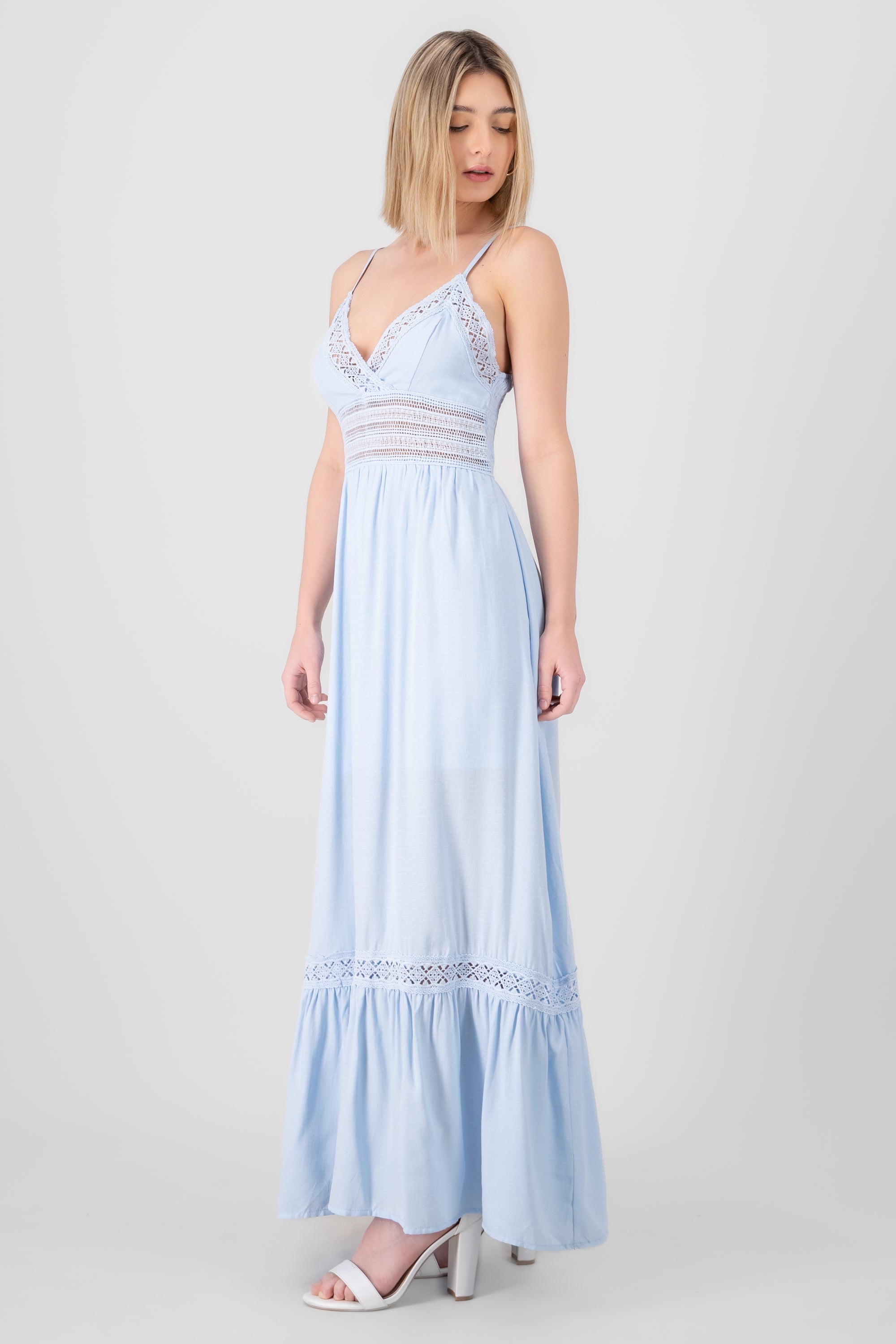 Vestido Maxi Detalles Crochet AZUL CIELO