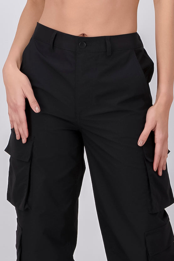 Pantalon Cargo Detalle Plisado NEGRO