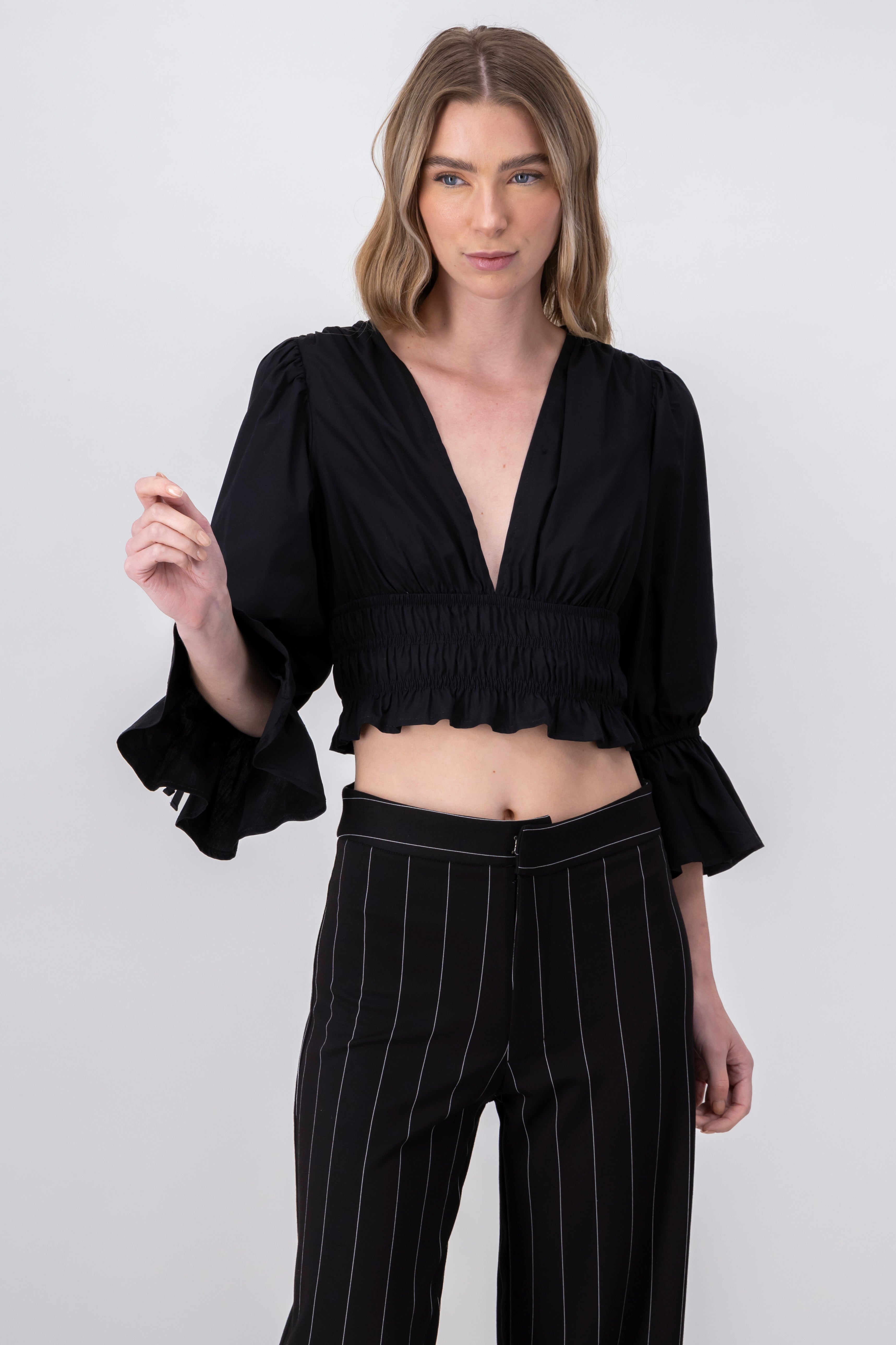 Crop Papelina Olanes Mangas Blouse BLACK