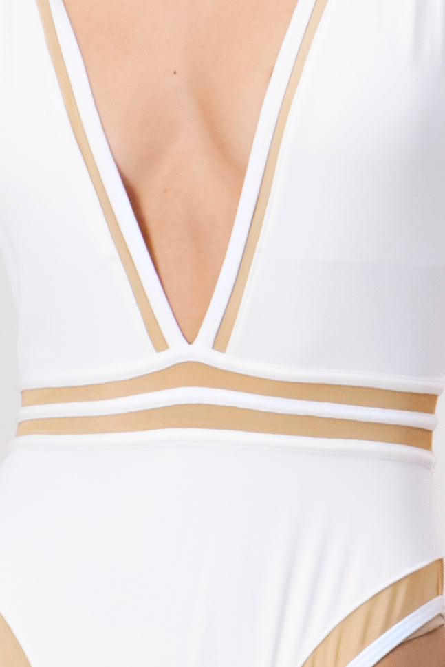 Deep neckline WHITE