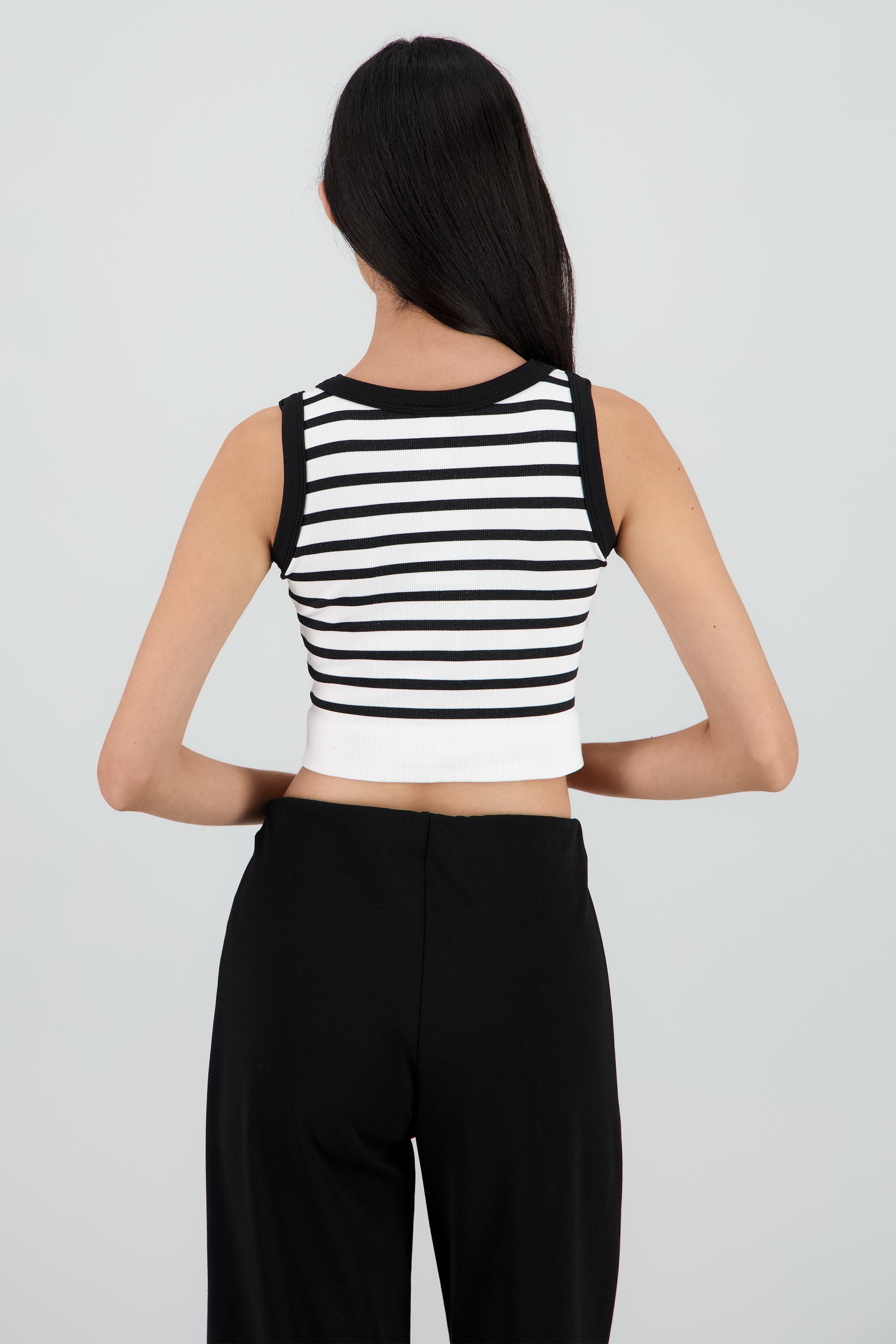 Crop Top De Rayas Sin Manga NEGRO COMBO