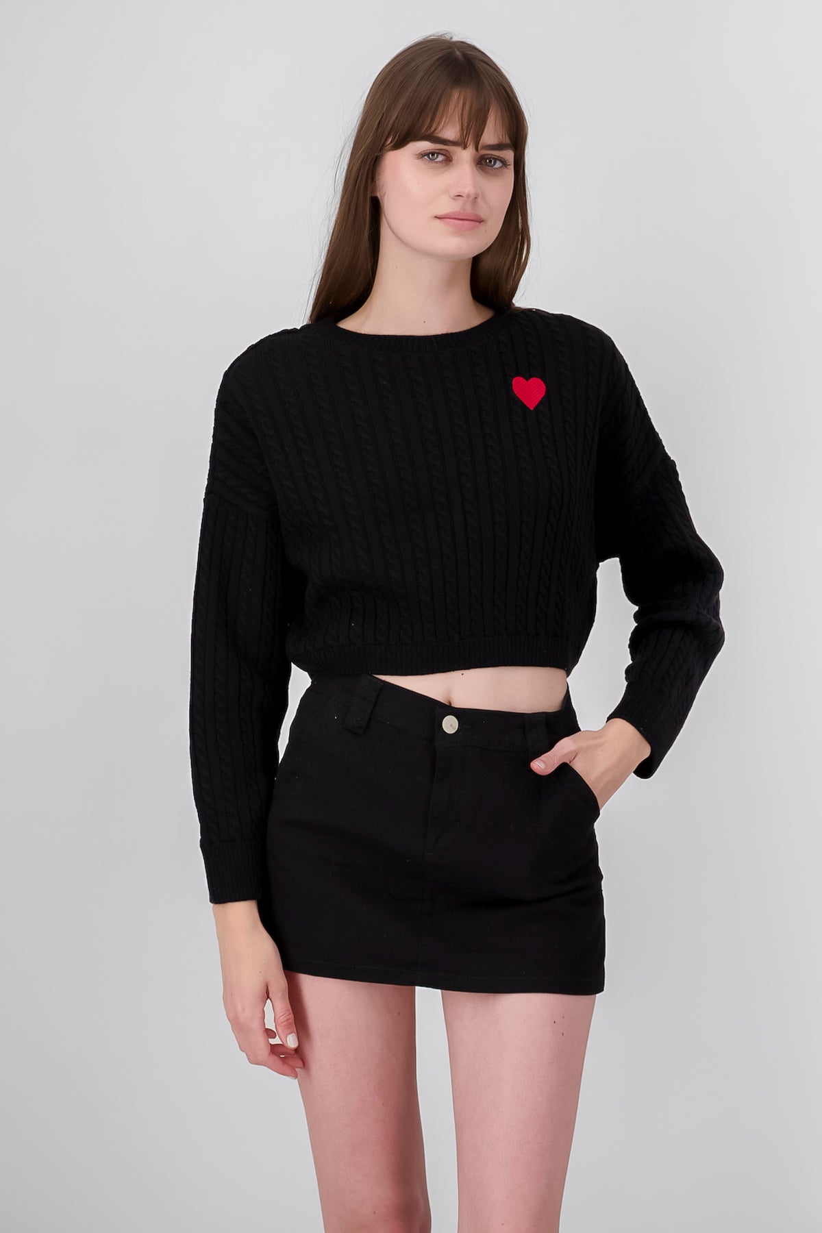 Braided sweater embroidery heart BLACK