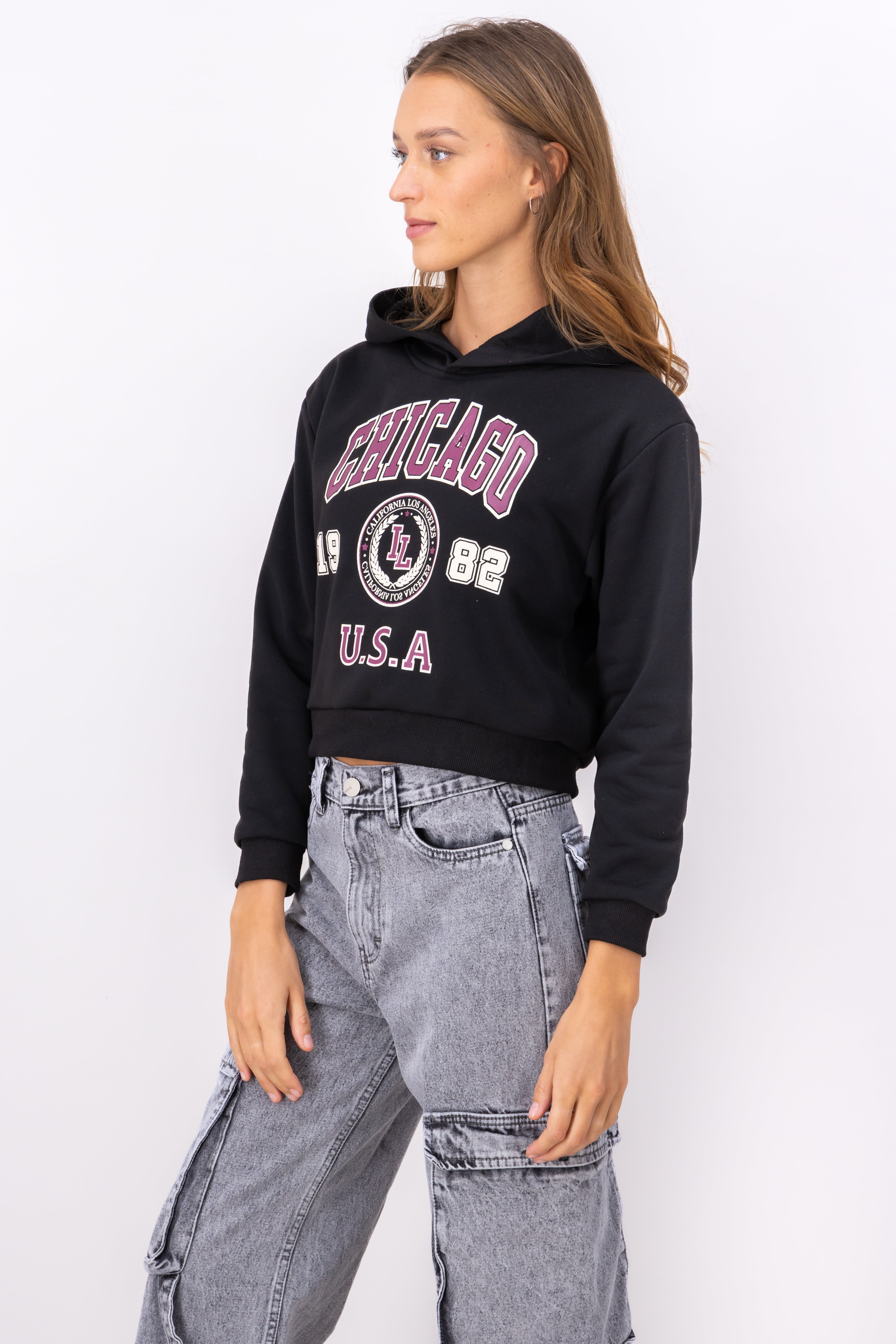 Chicago Print Crop Sweatshirt BLACK